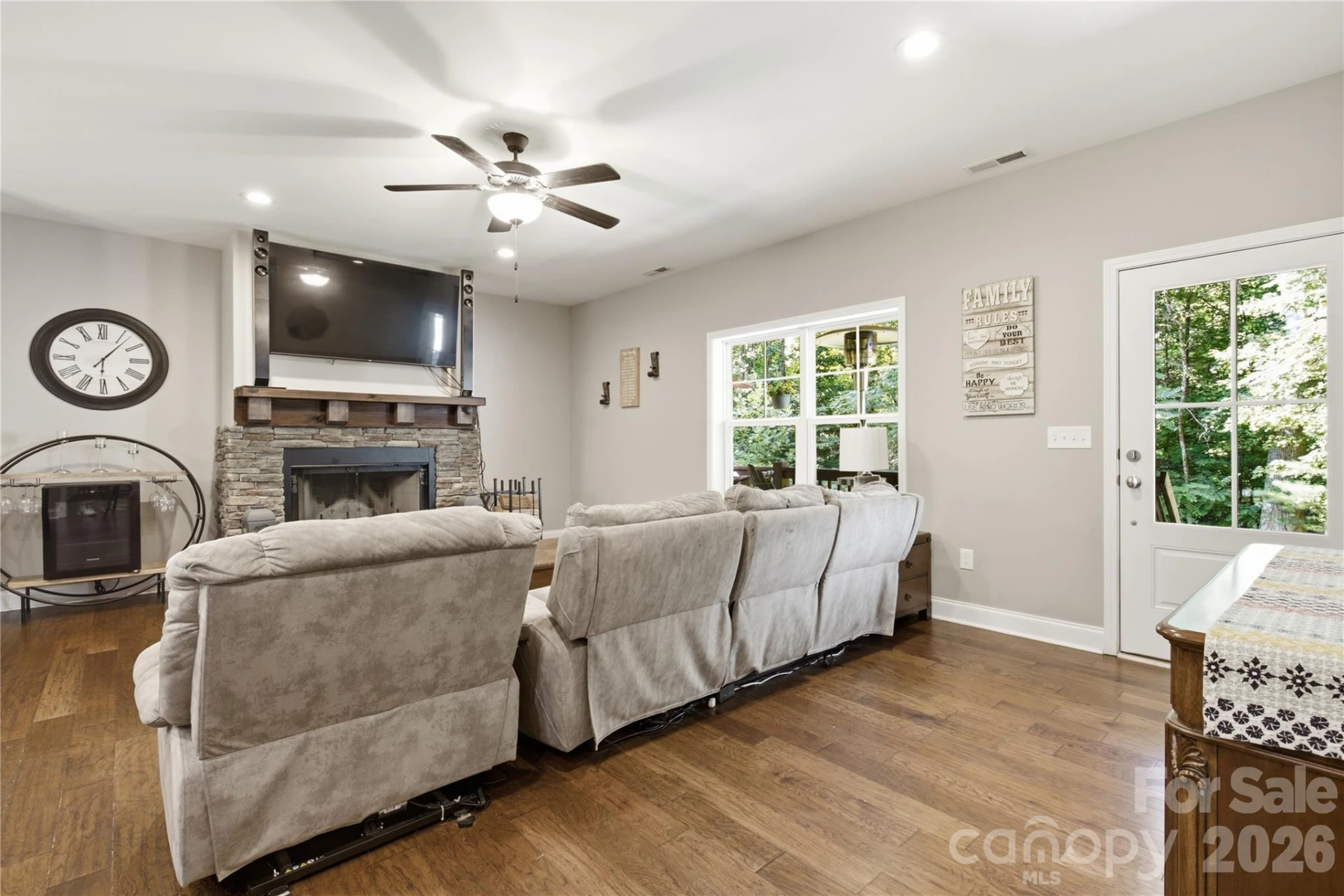 72 Summer Shade Court - Photo 3