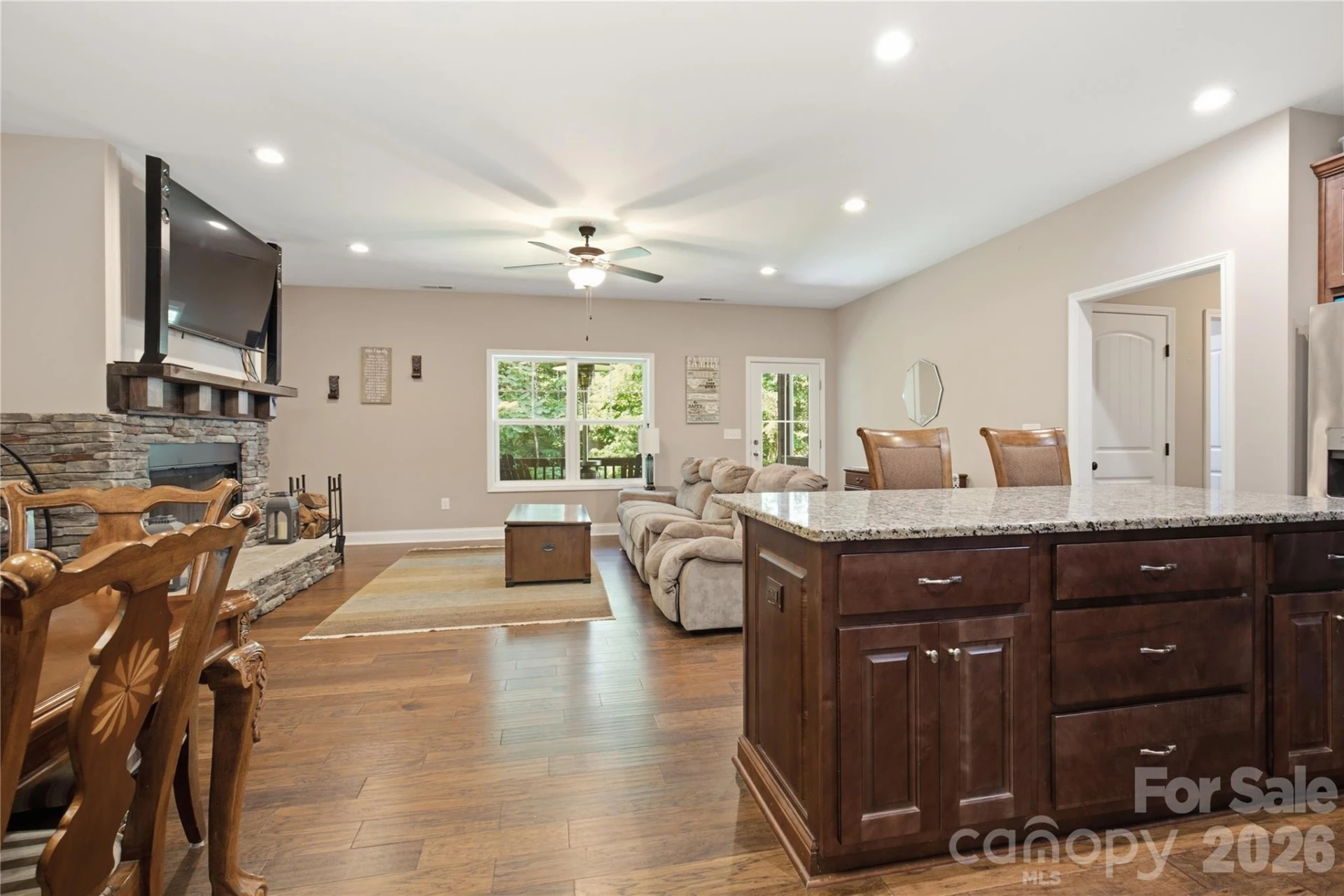 72 Summer Shade Court - Photo 6