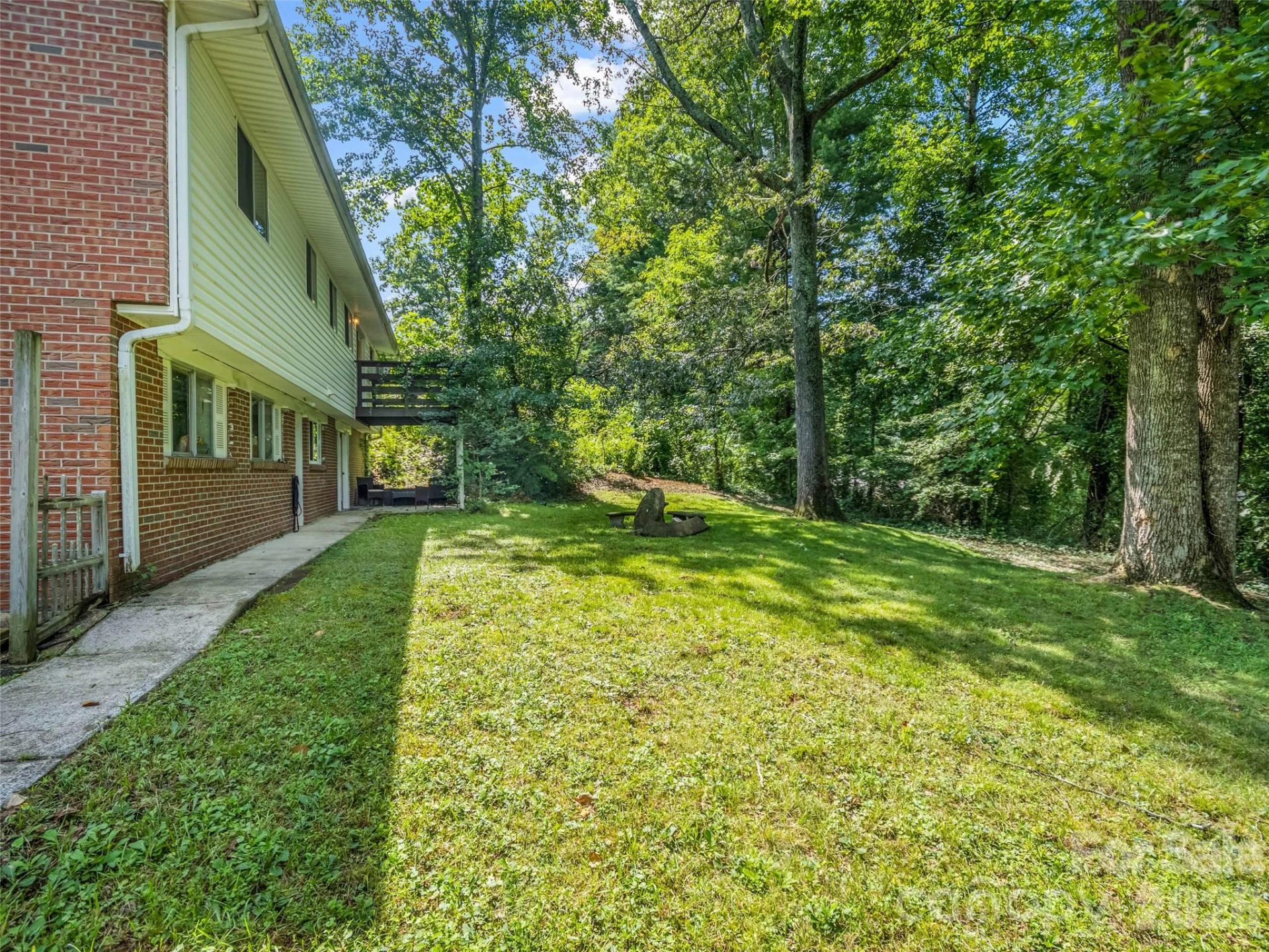 1317 Hyman Avenue - Photo 4