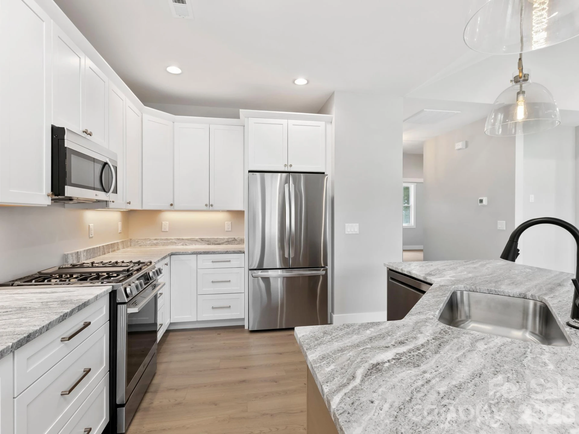 229 Asbury Road - Photo 7