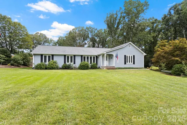 231 Kimberly Ann Drive, Hendersonville, NC, 28792