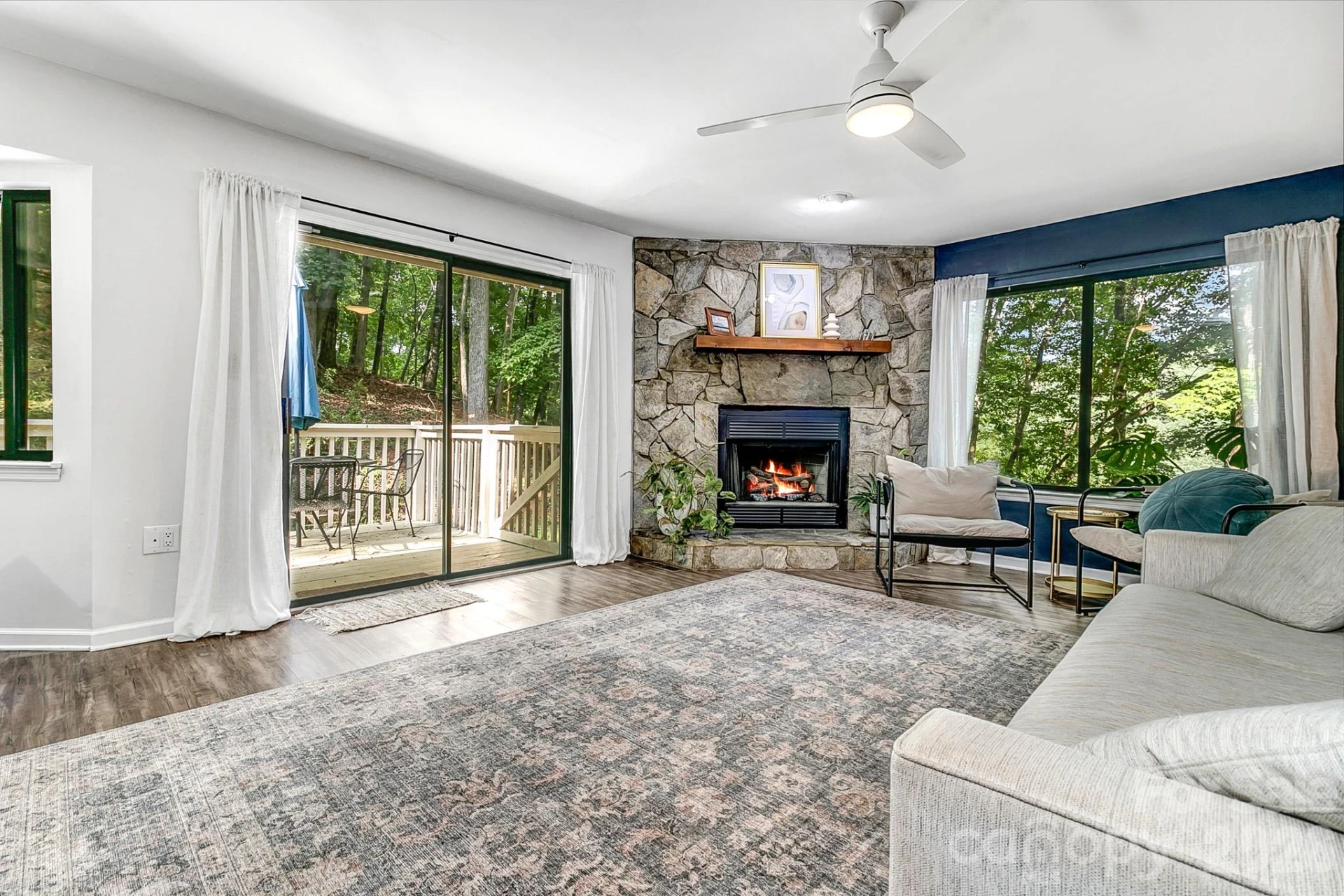 129 Melrose Court - Photo 8
