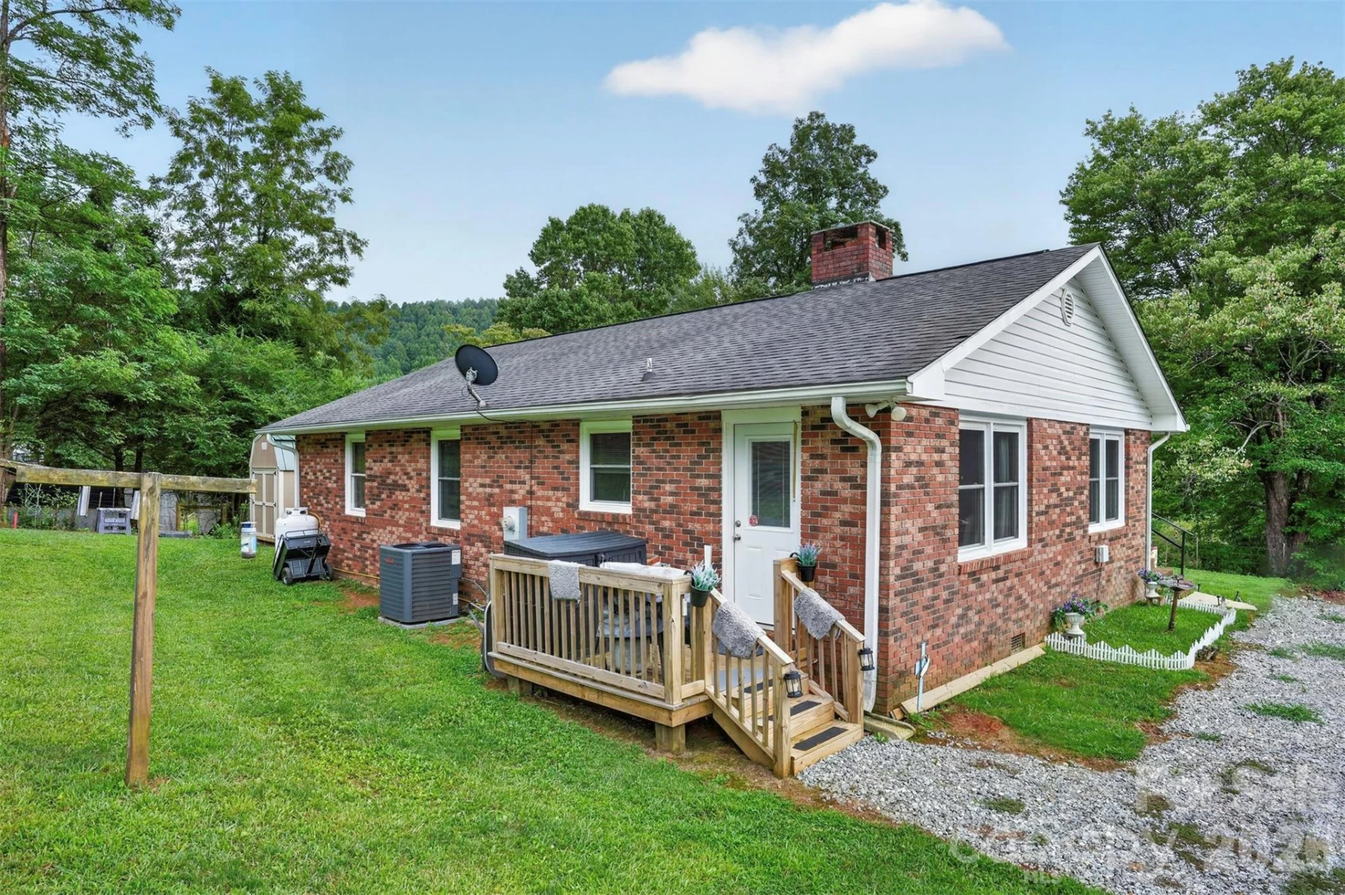 3702 Cabin Creek Road - Photo 3
