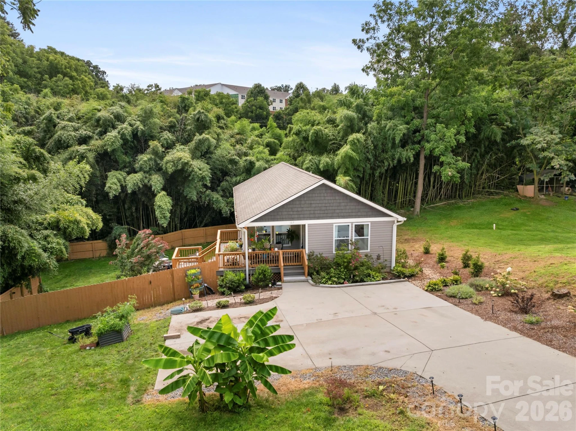107 Forest Street - Photo 2