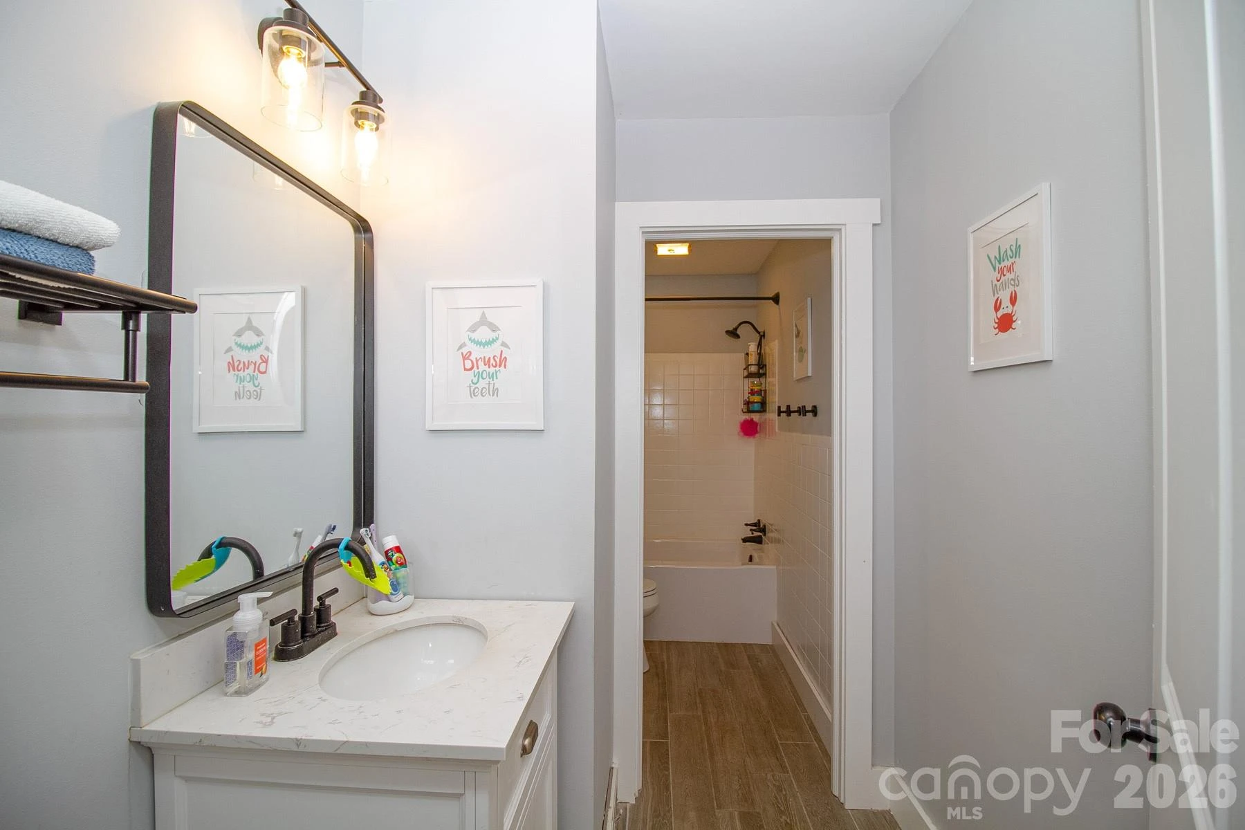 36 Clarendon Road - Photo 5