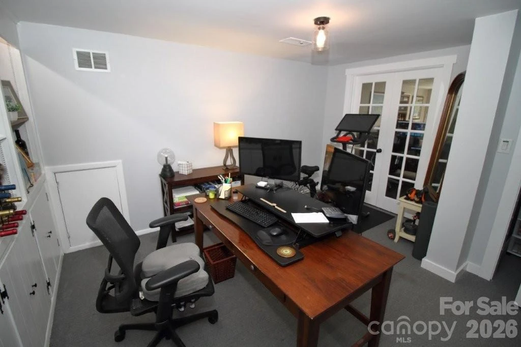 36 Clarendon Road - Photo 43