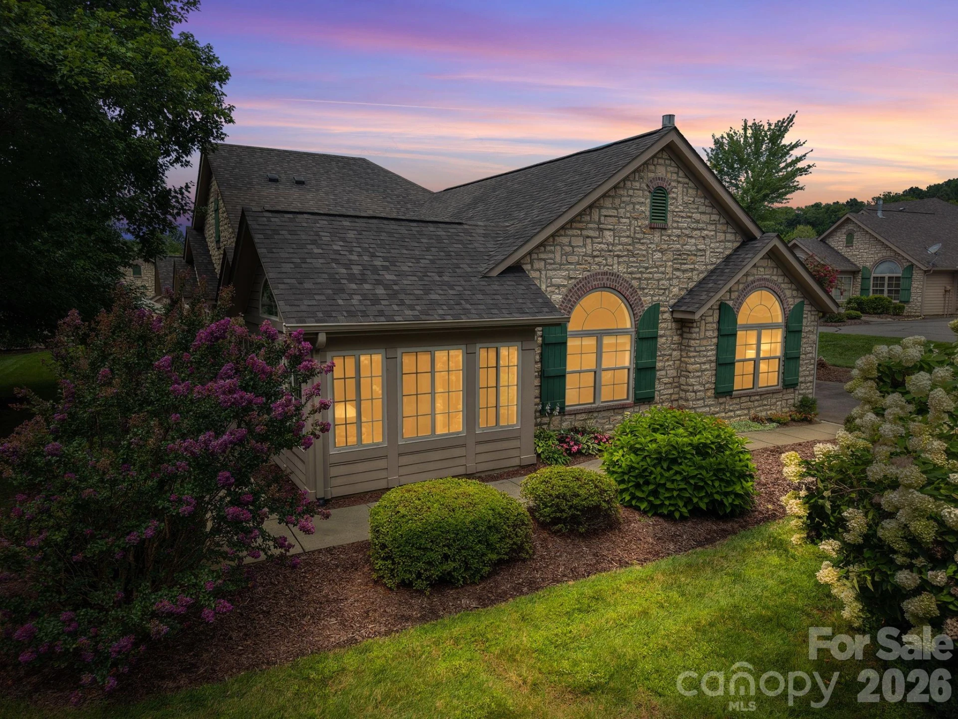 100 Mountain Meadow Circle - Photo 36