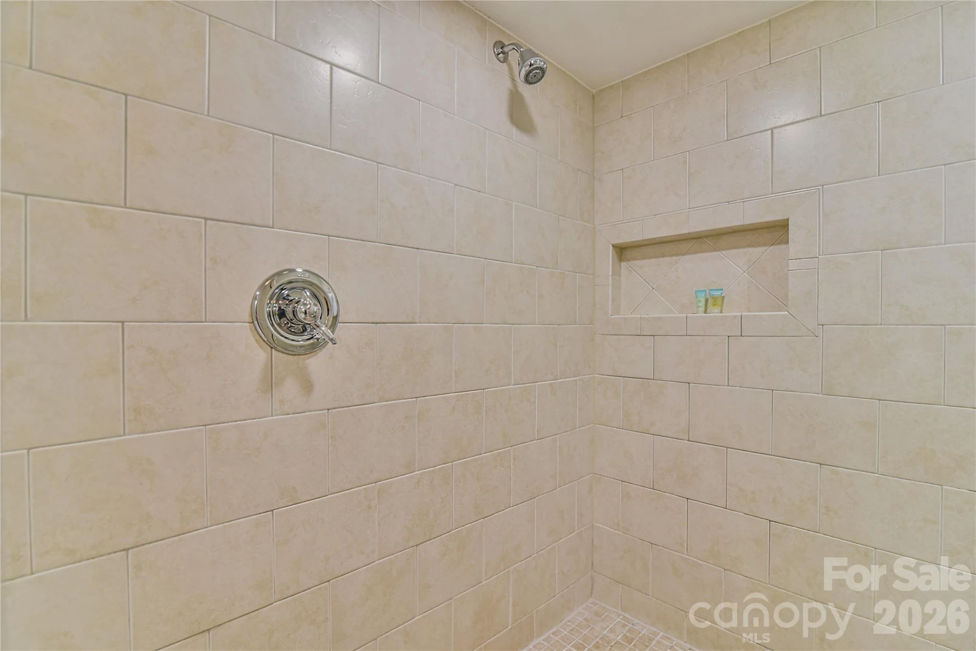 211 Bowling Park Road - Photo 18