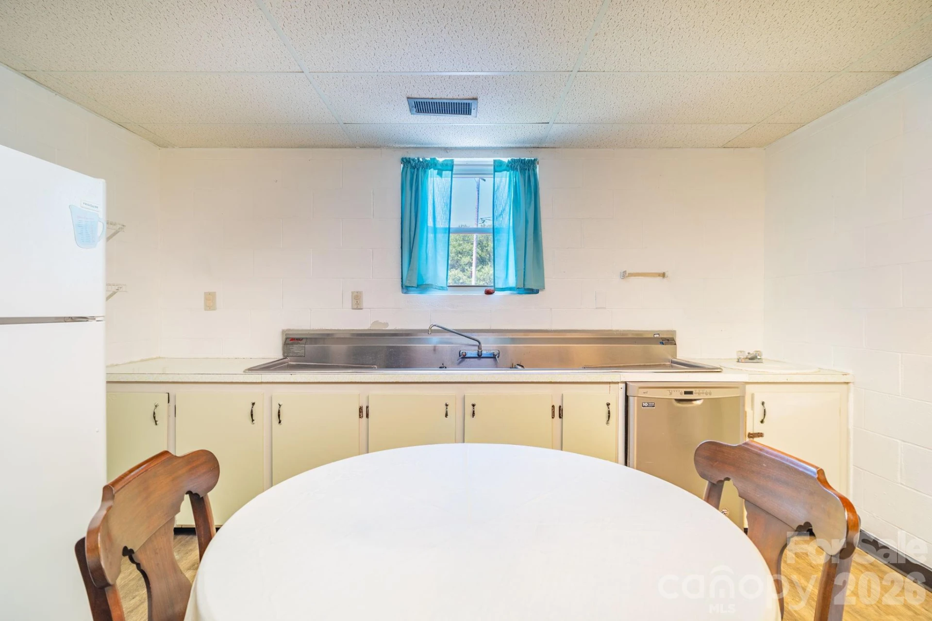 236 Textile Avenue - Photo 9