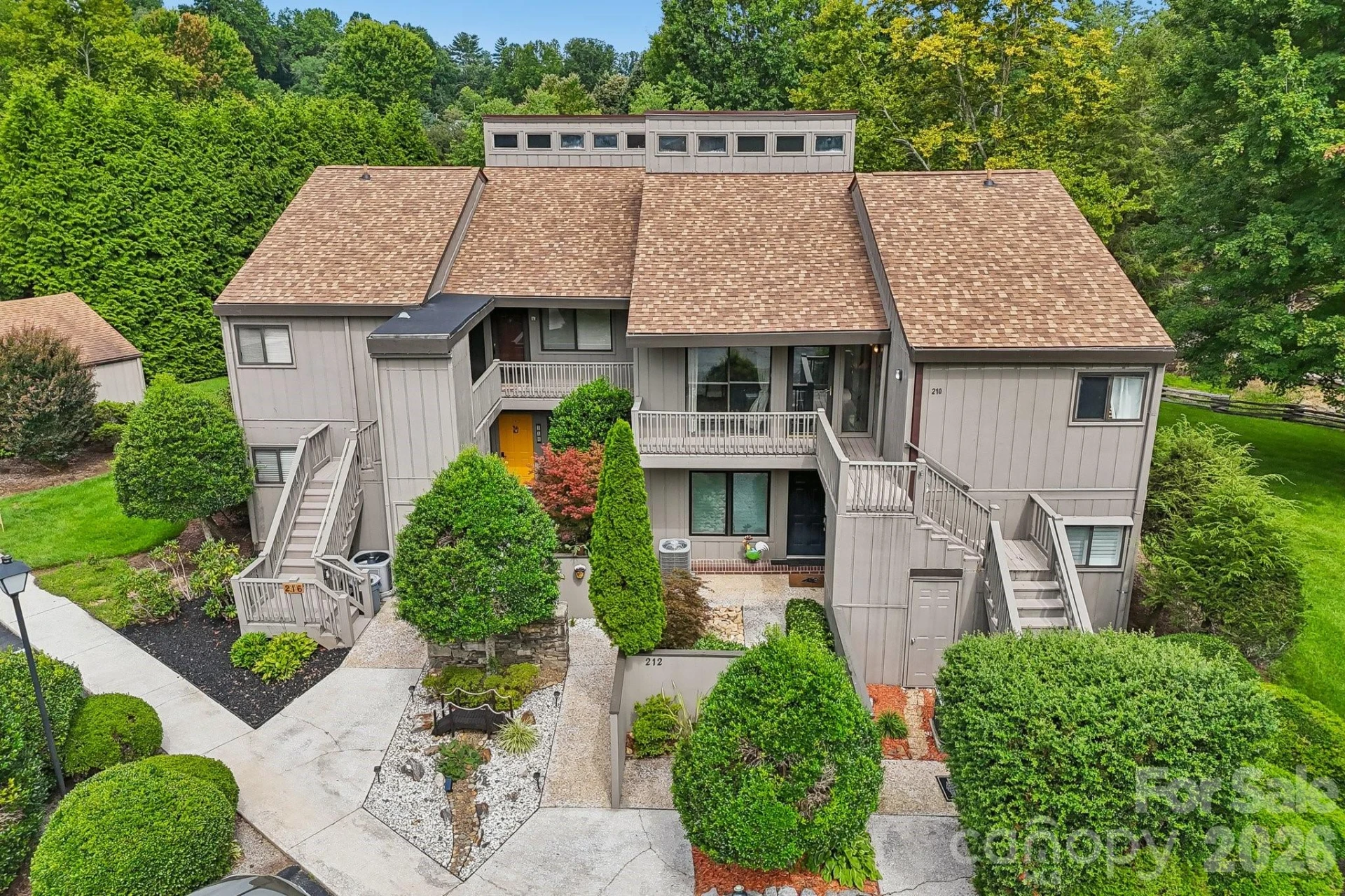 210 Juniper Lane - Photo 3
