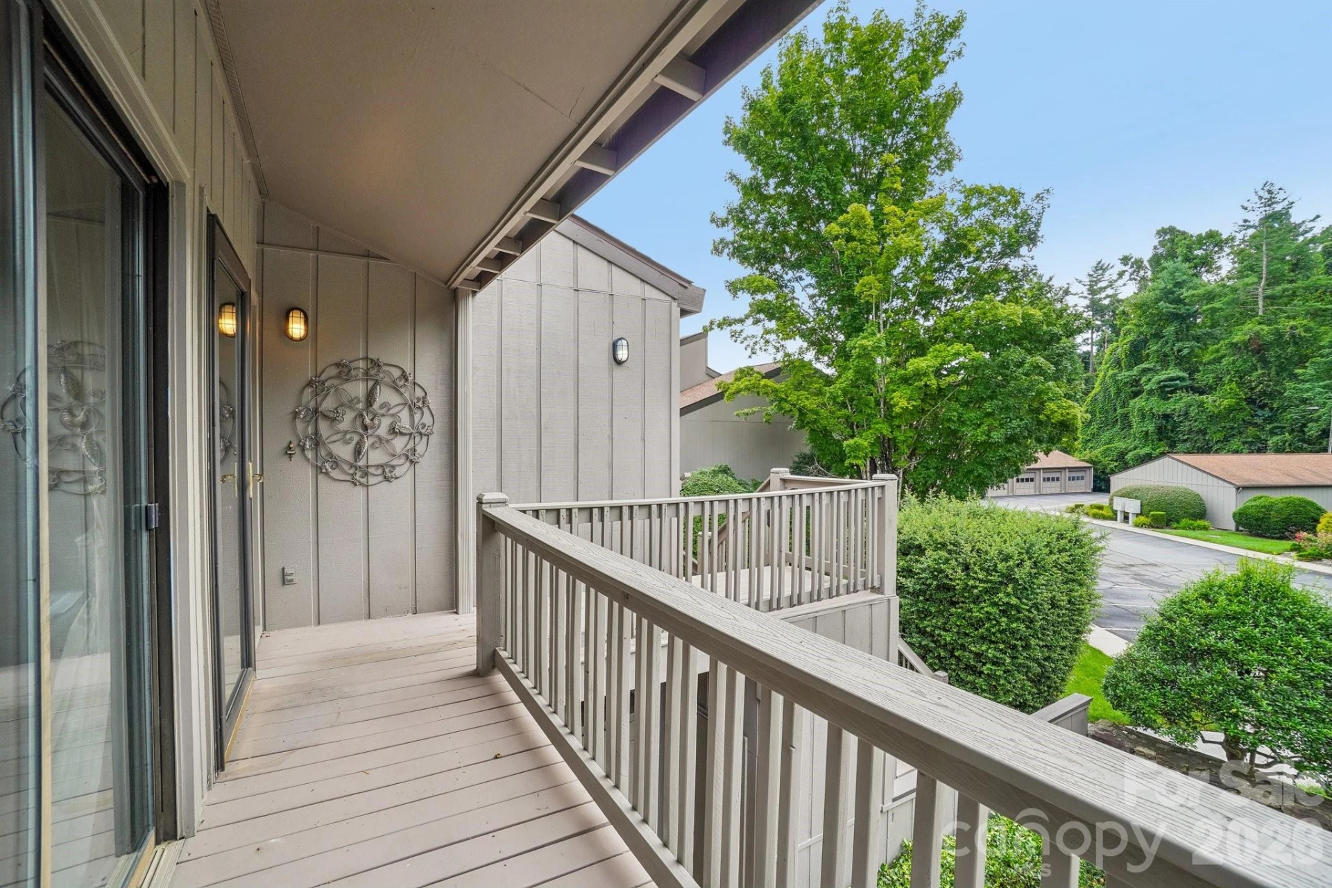 210 Juniper Lane - Photo 5