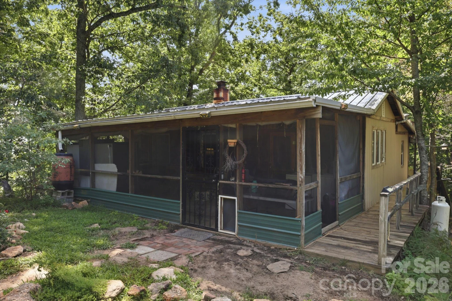 464 Mason Road - Photo 3