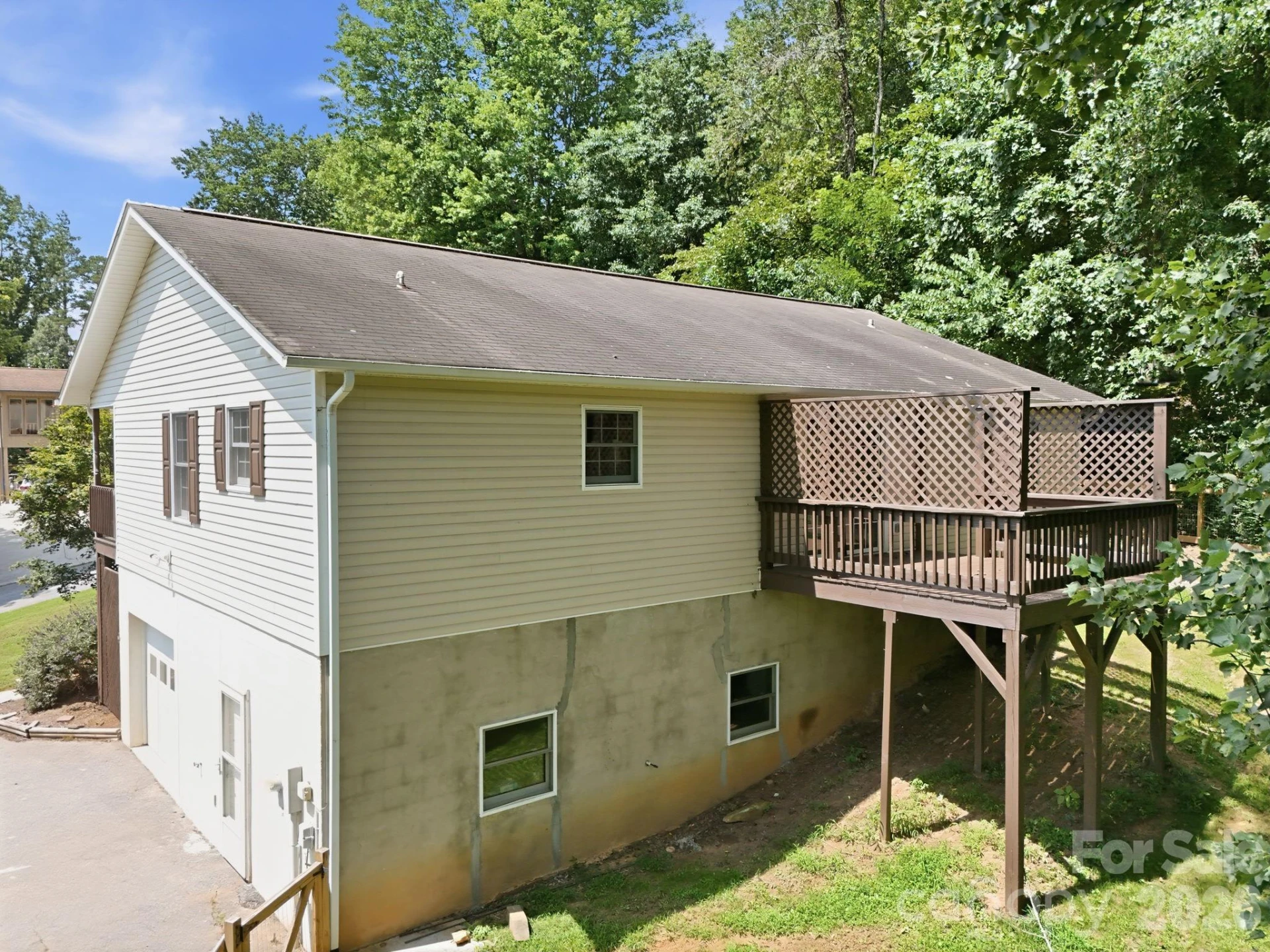 16 Westwood Drive - Photo 5