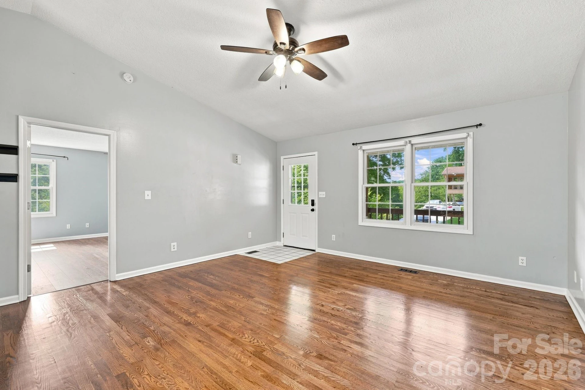 16 Westwood Drive - Photo 10
