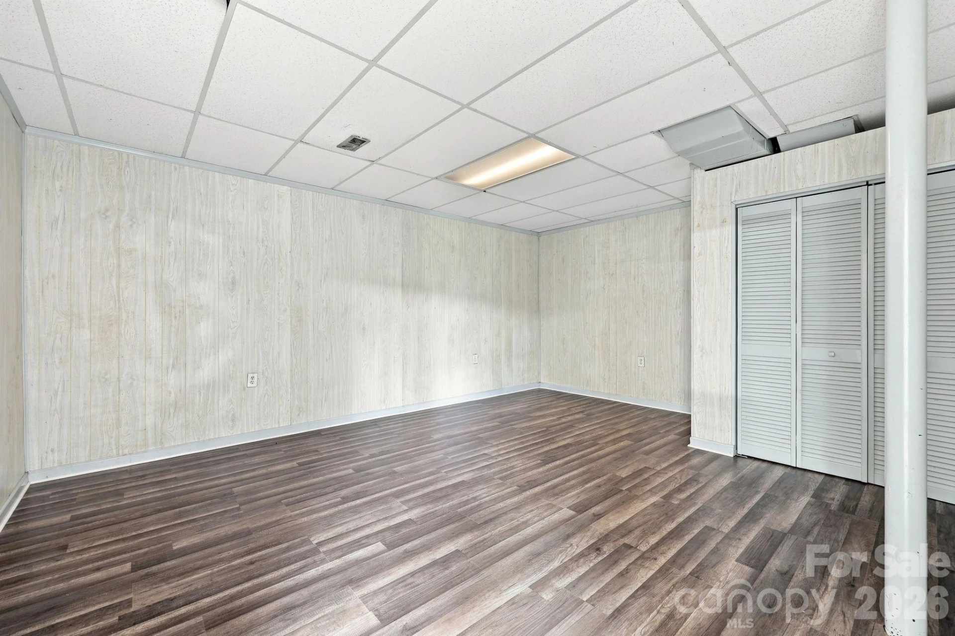 16 Westwood Drive - Photo 32