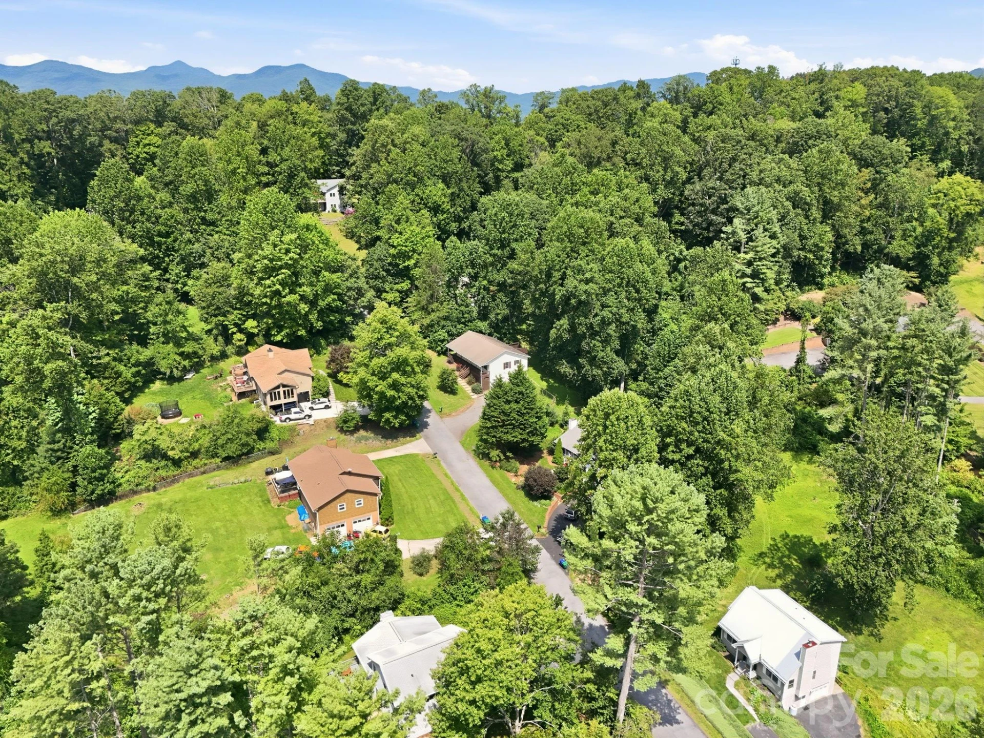 16 Westwood Drive - Photo 44