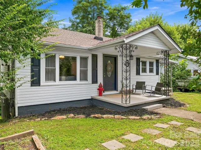 6 Bradford Circle, Candler, NC, 28715