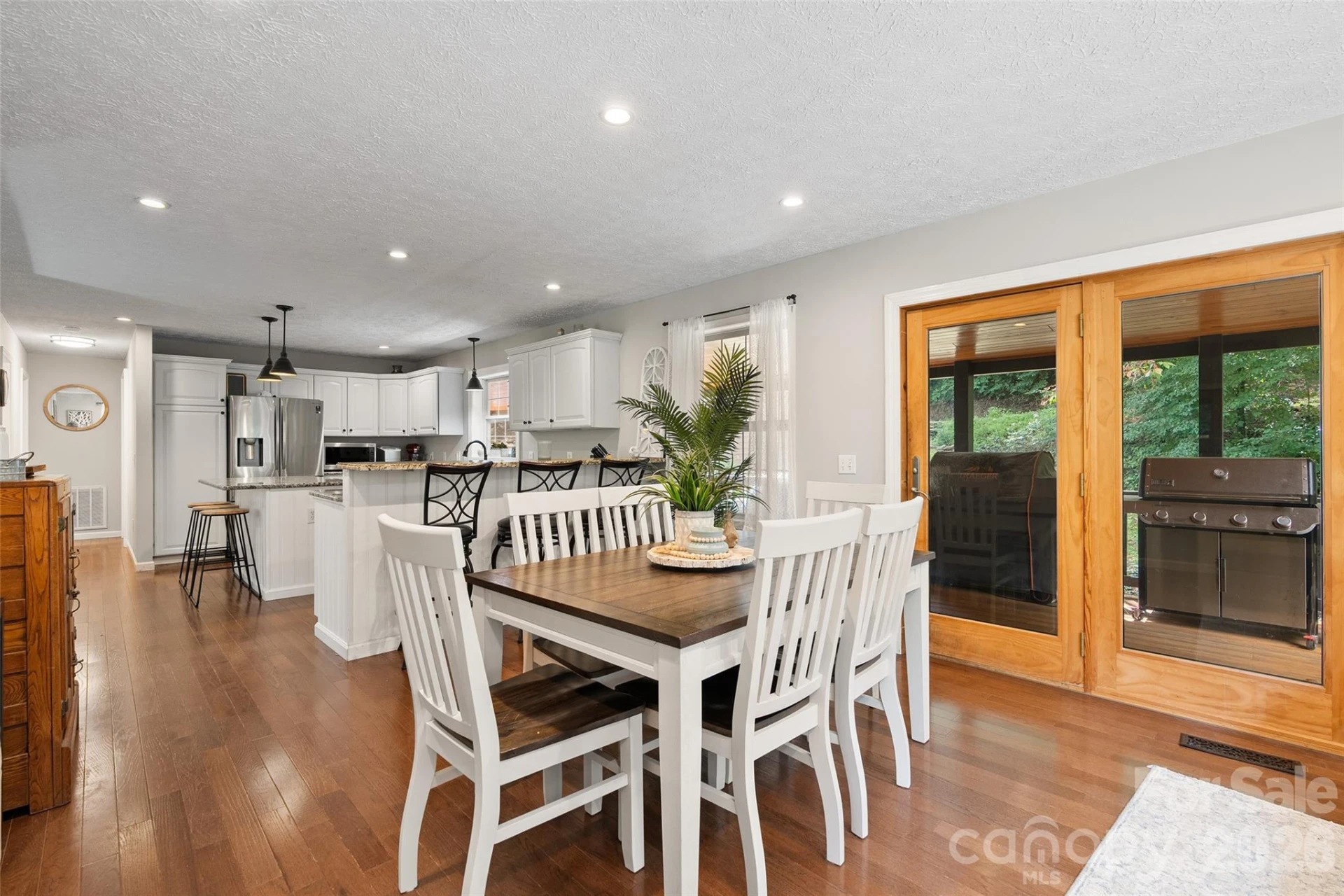 366 Sequoyah Drive - Photo 15