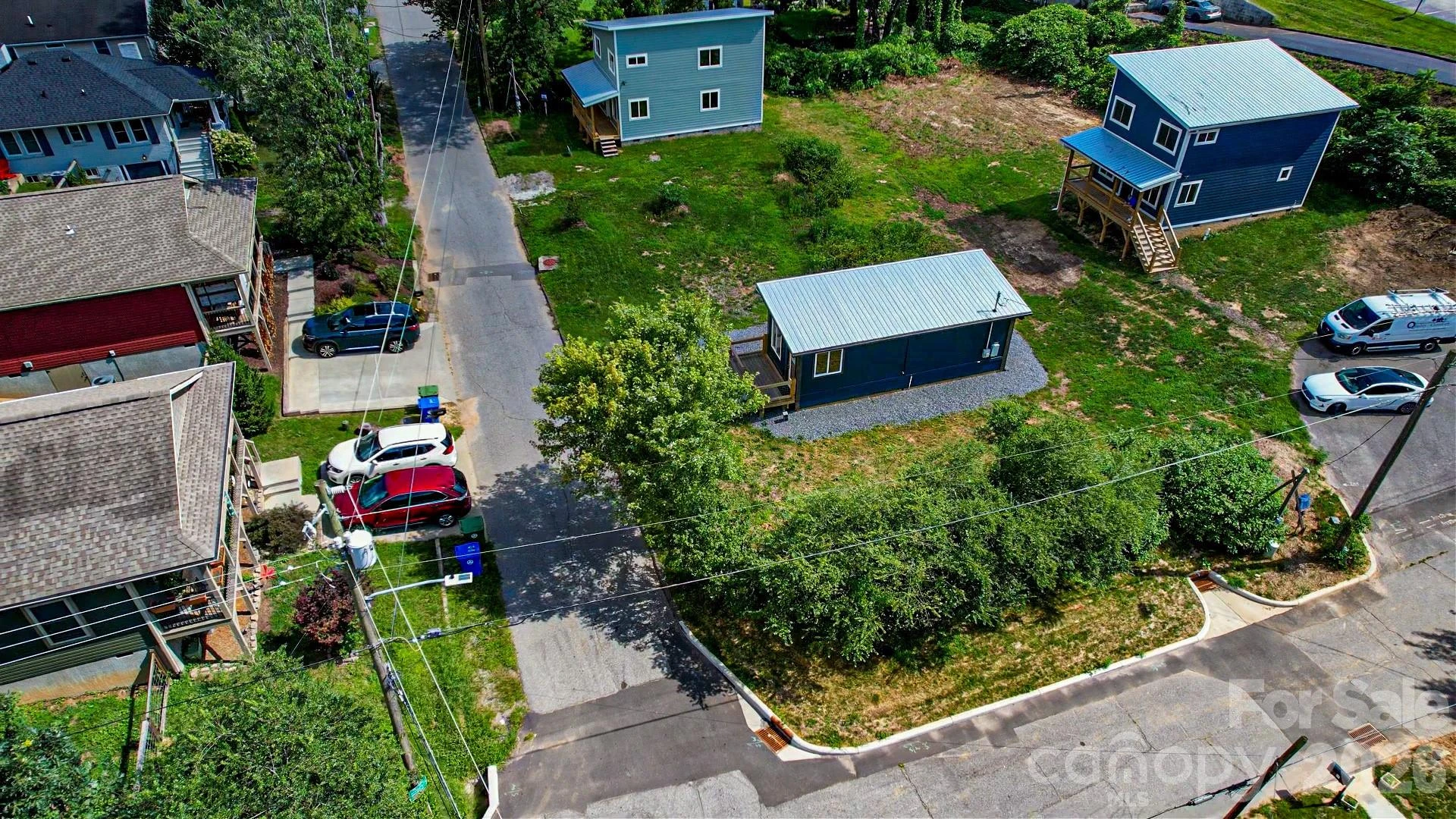 700 Reed Street #700, 692 & 12 - Photo 13