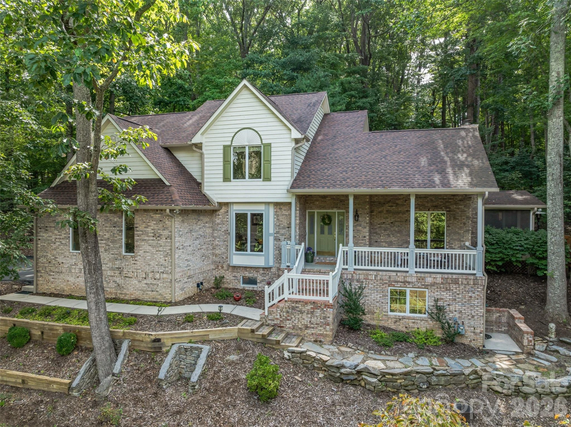 105 Galloway Drive - Photo 2