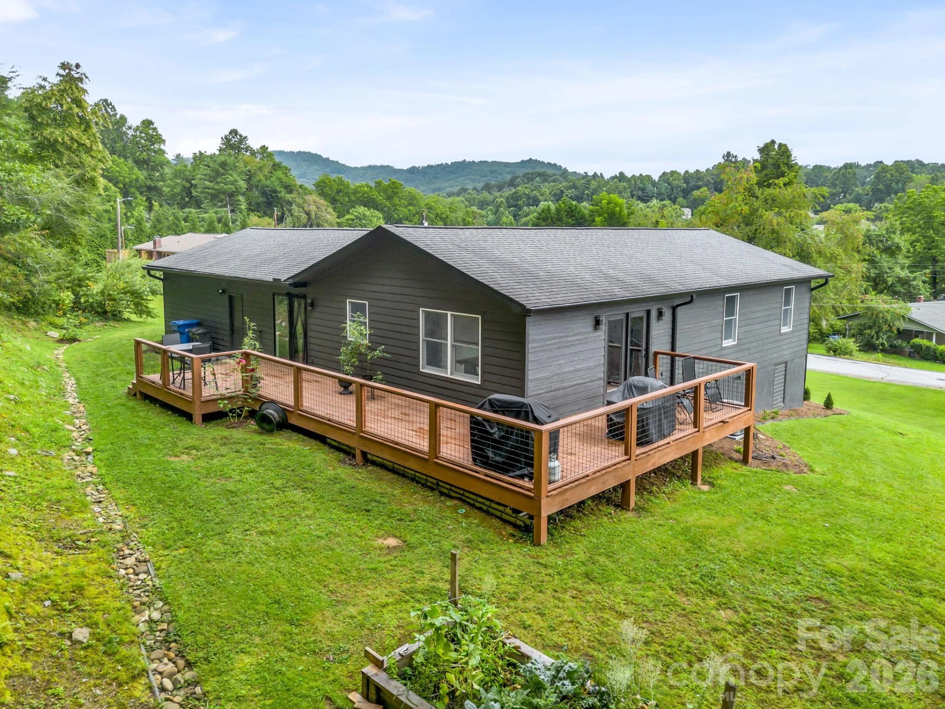 89 Hillview Circle - Photo 3
