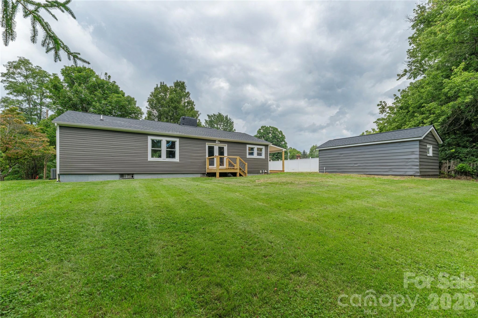 638 Newfound Street - Photo 2