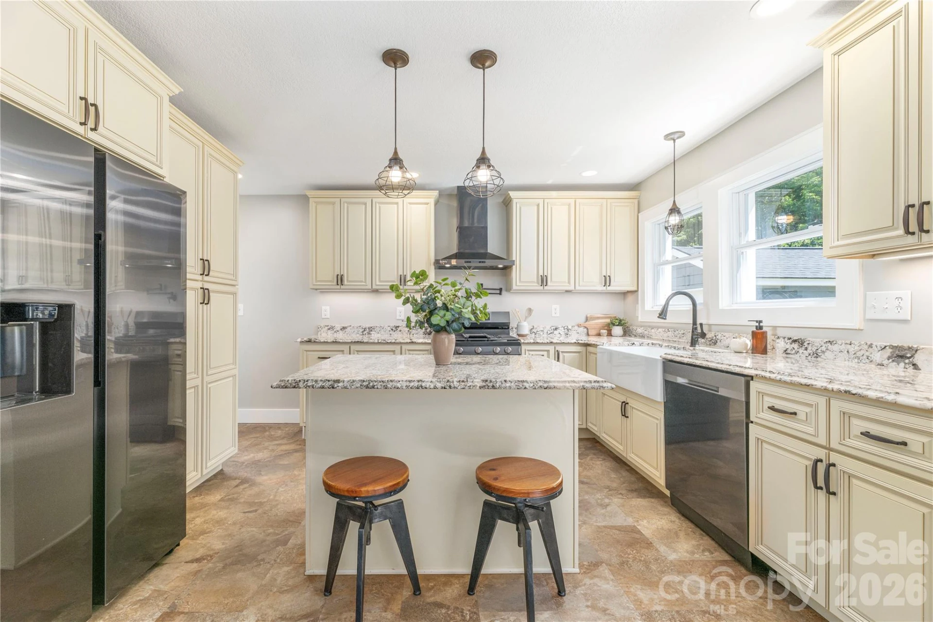 638 Newfound Street - Photo 4