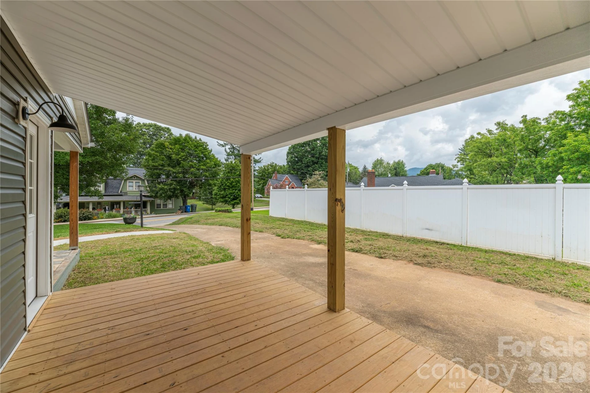 638 Newfound Street - Photo 23