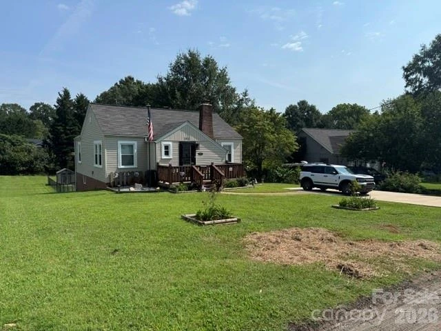 393 Arlington Street - Photo 2