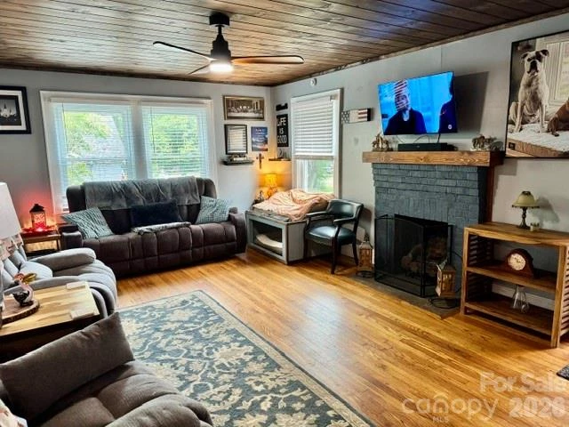 393 Arlington Street - Photo 4