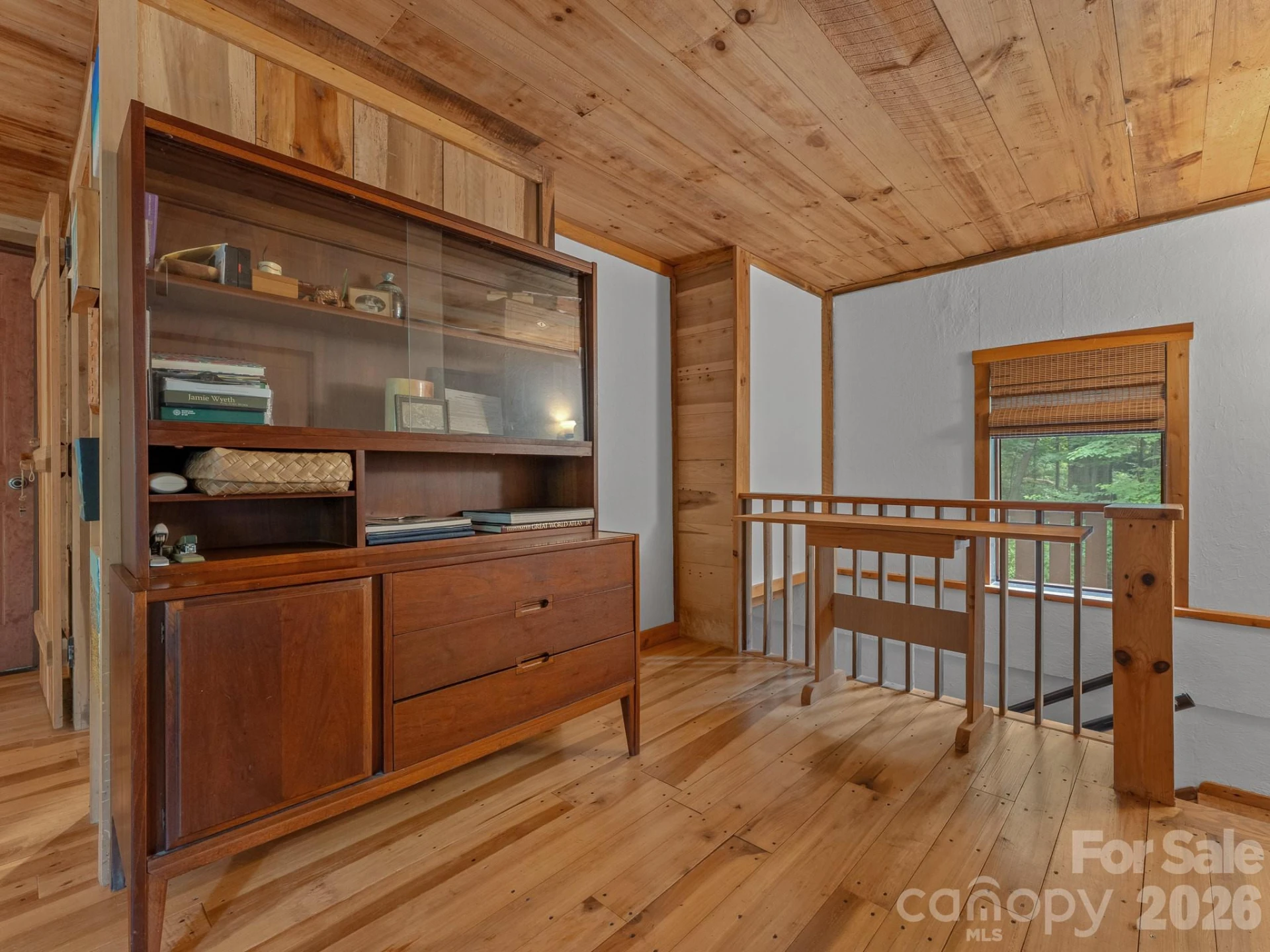 1051 Frost Road - Photo 16