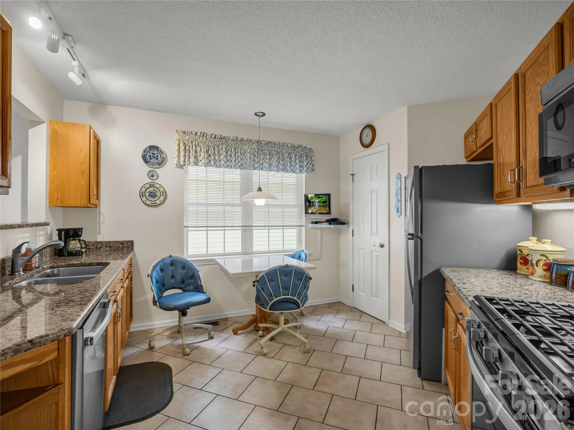 311 Ewarts Hill Road - Photo 11