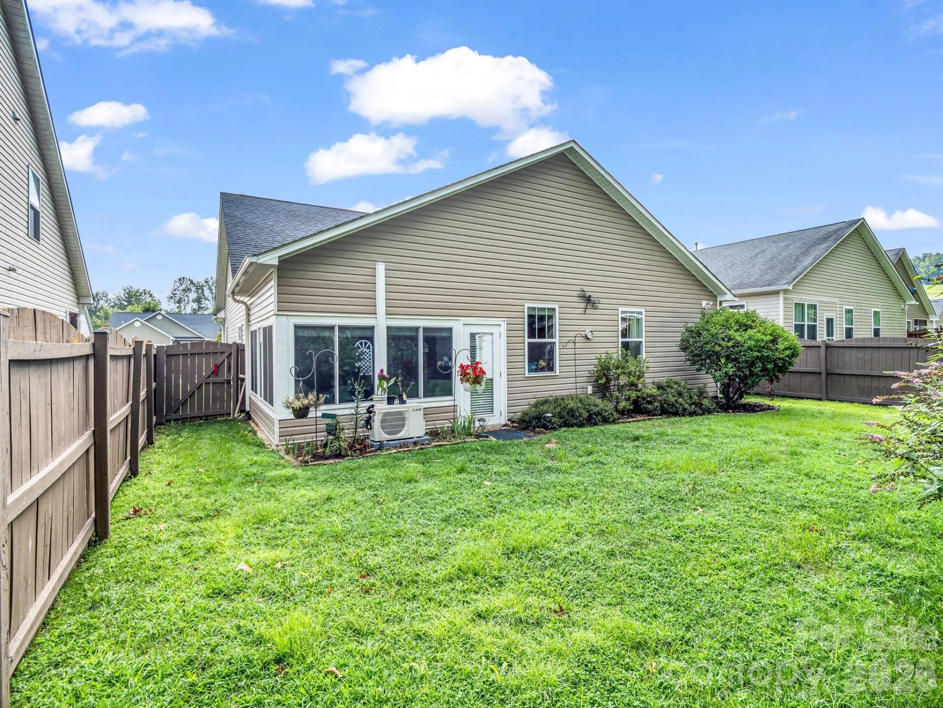 93 Foxtail Court - Photo 33