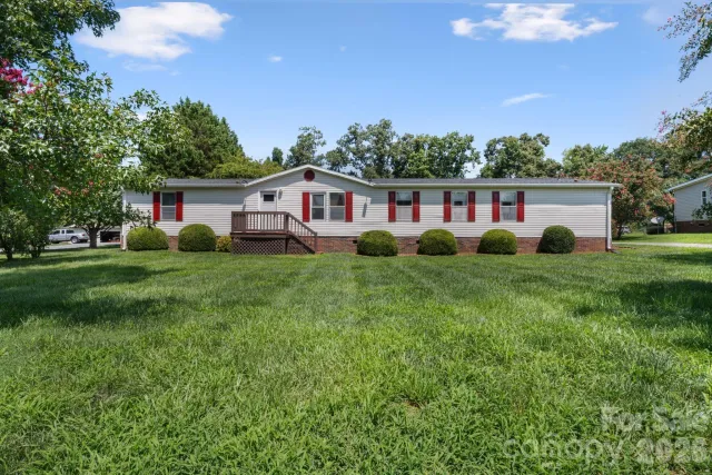 172 Baxter Way