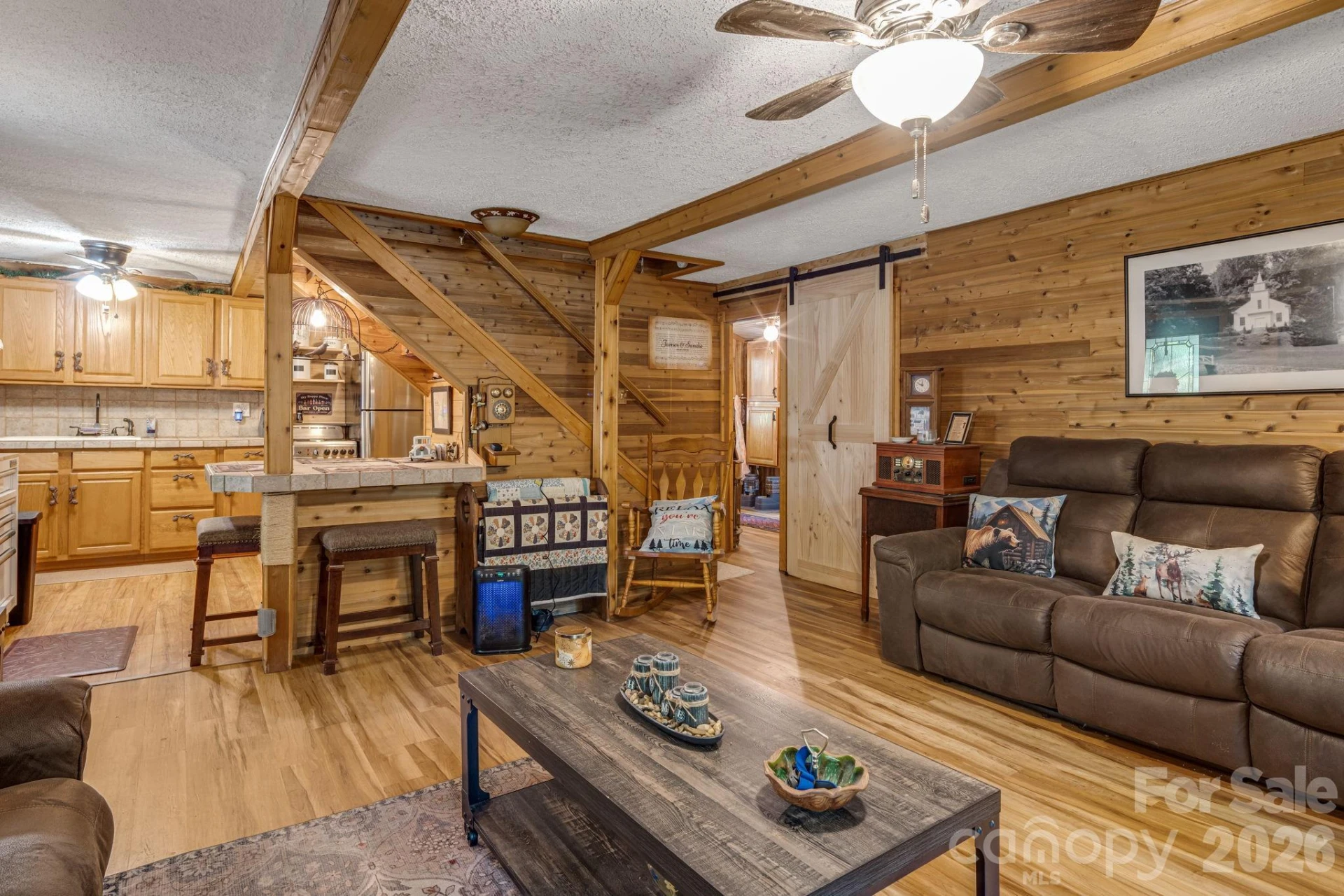 242 Whitney Boulevard - Photo 3