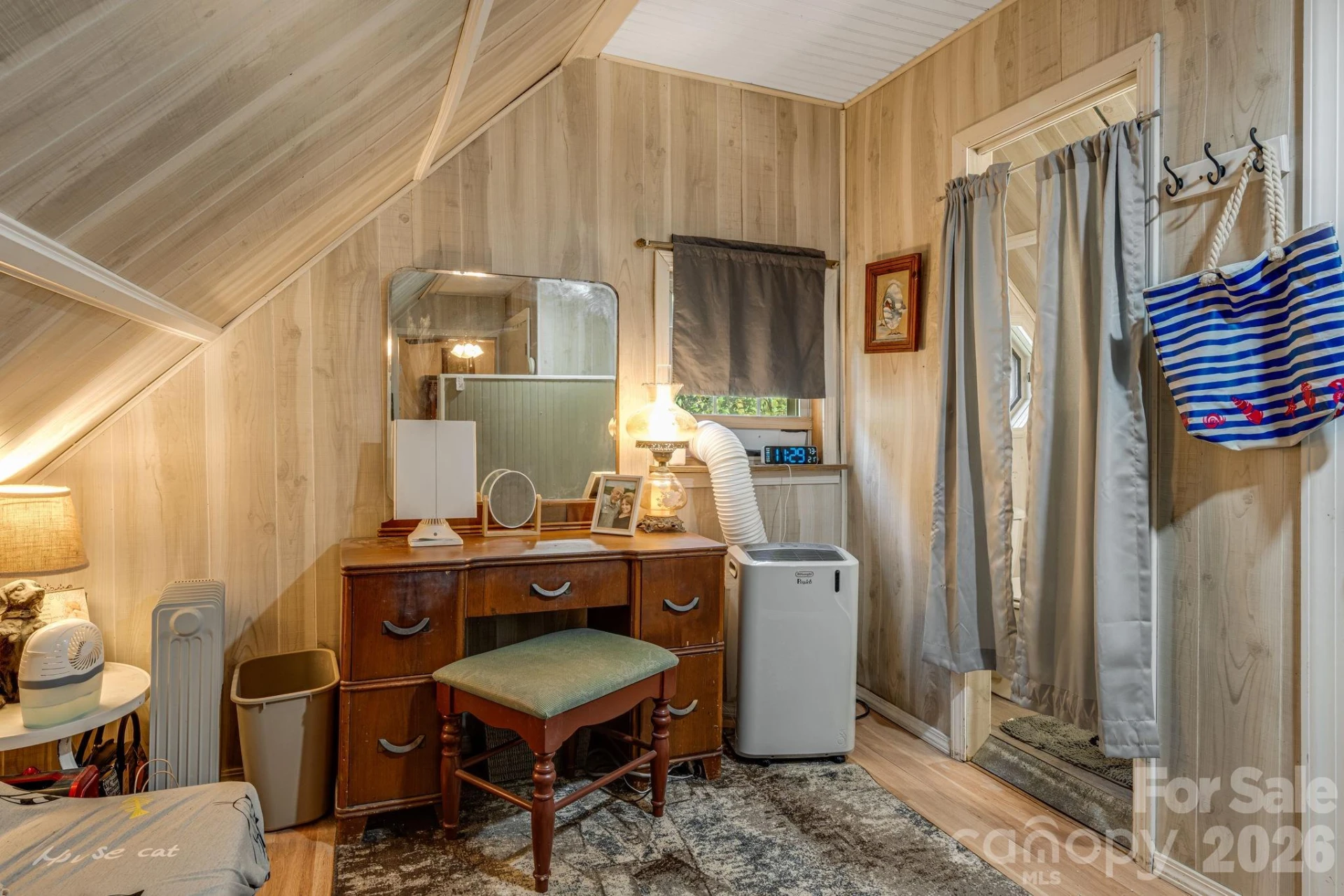 242 Whitney Boulevard - Photo 12