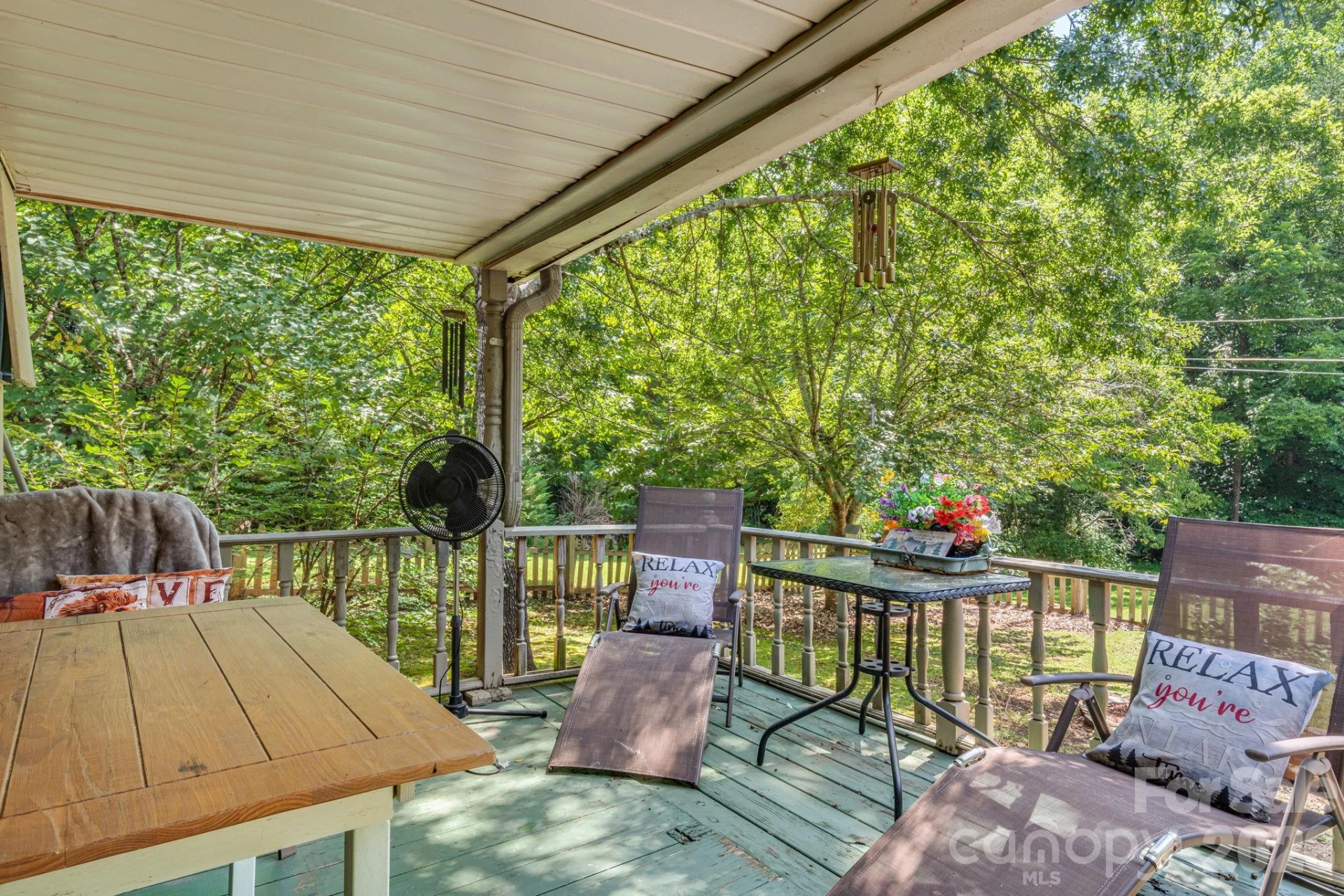 242 Whitney Boulevard - Photo 15