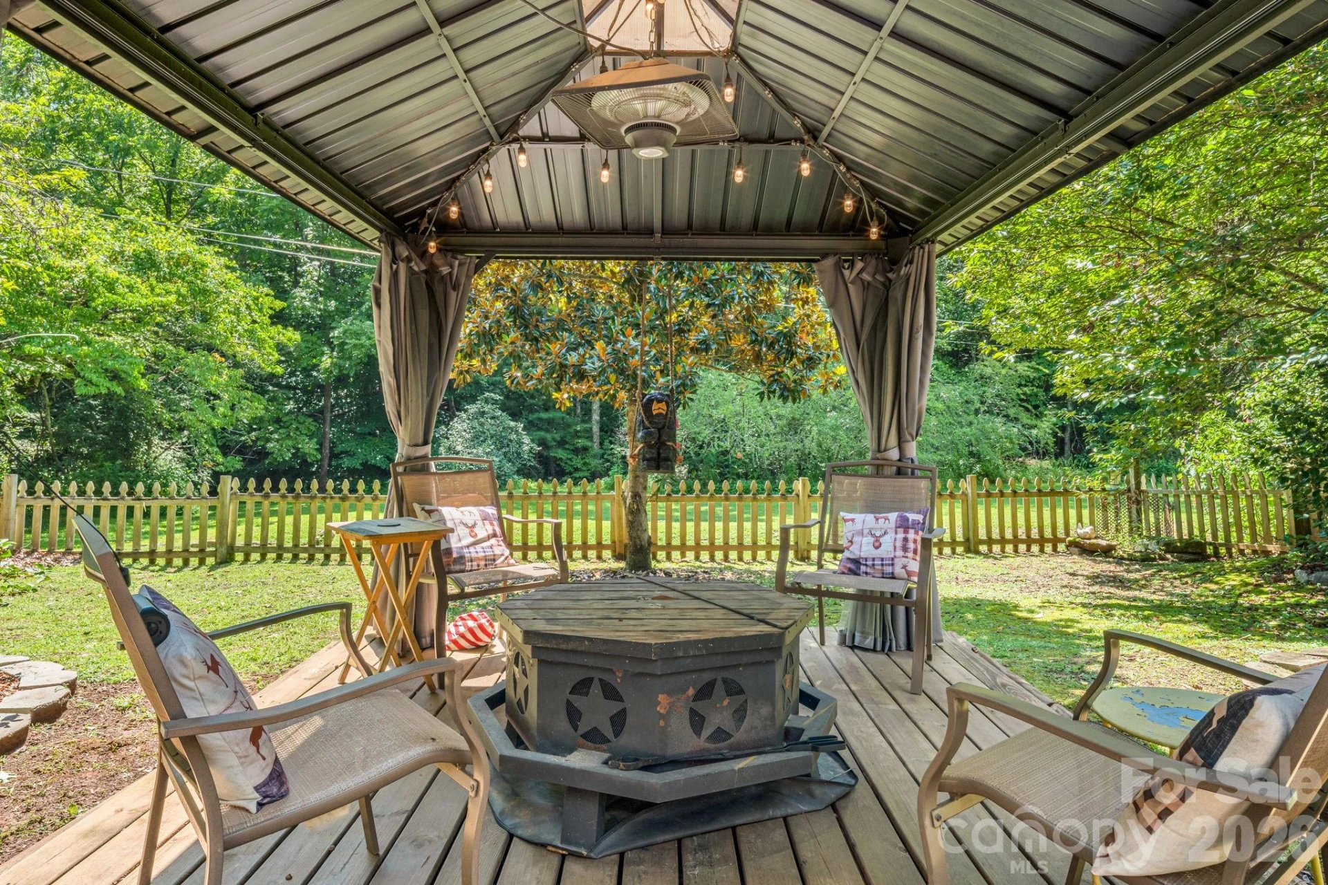 242 Whitney Boulevard - Photo 20