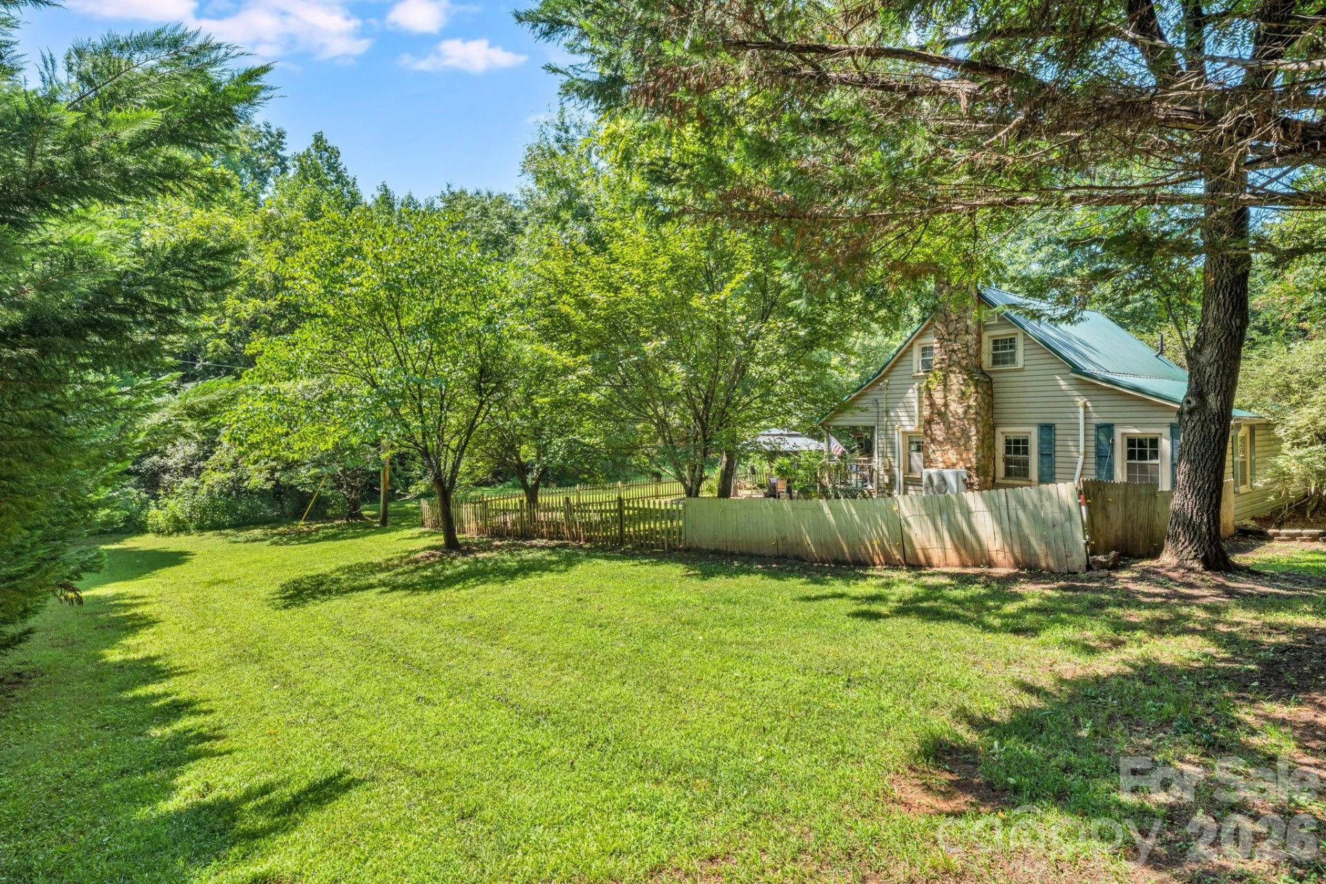 242 Whitney Boulevard - Photo 22