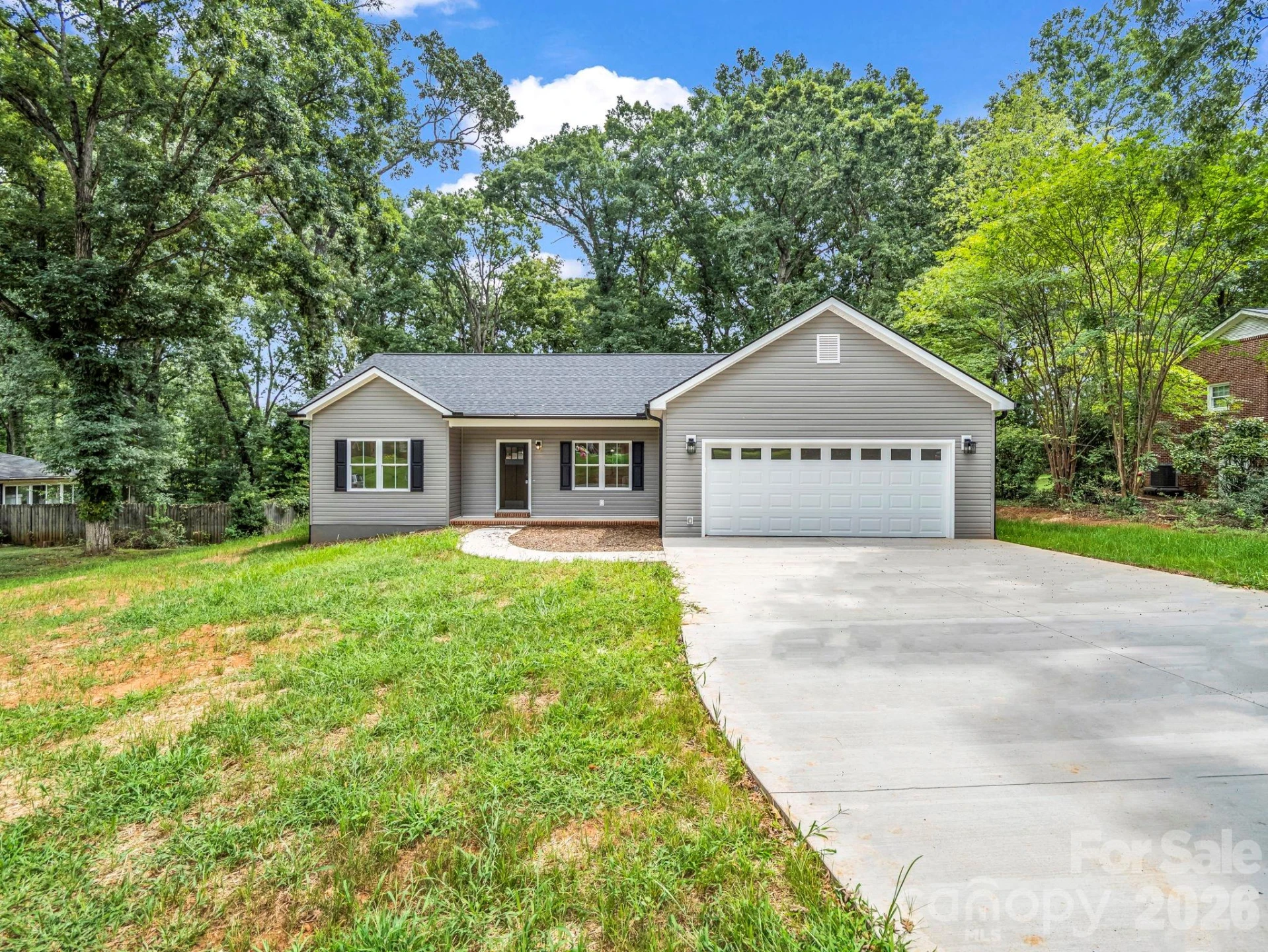 190 Forest Hill Drive - Photo 2