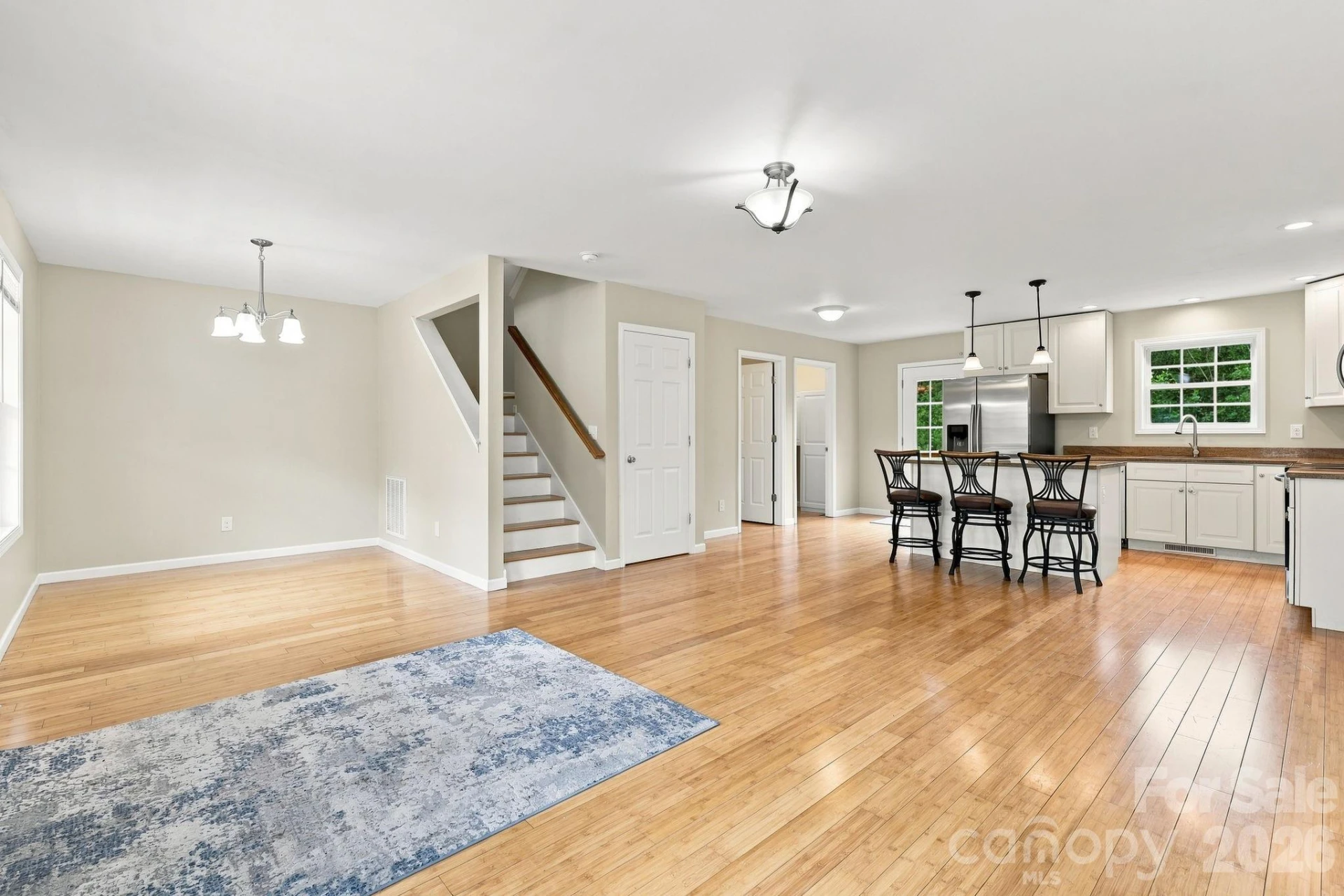 32 Jeff Drive - Photo 3