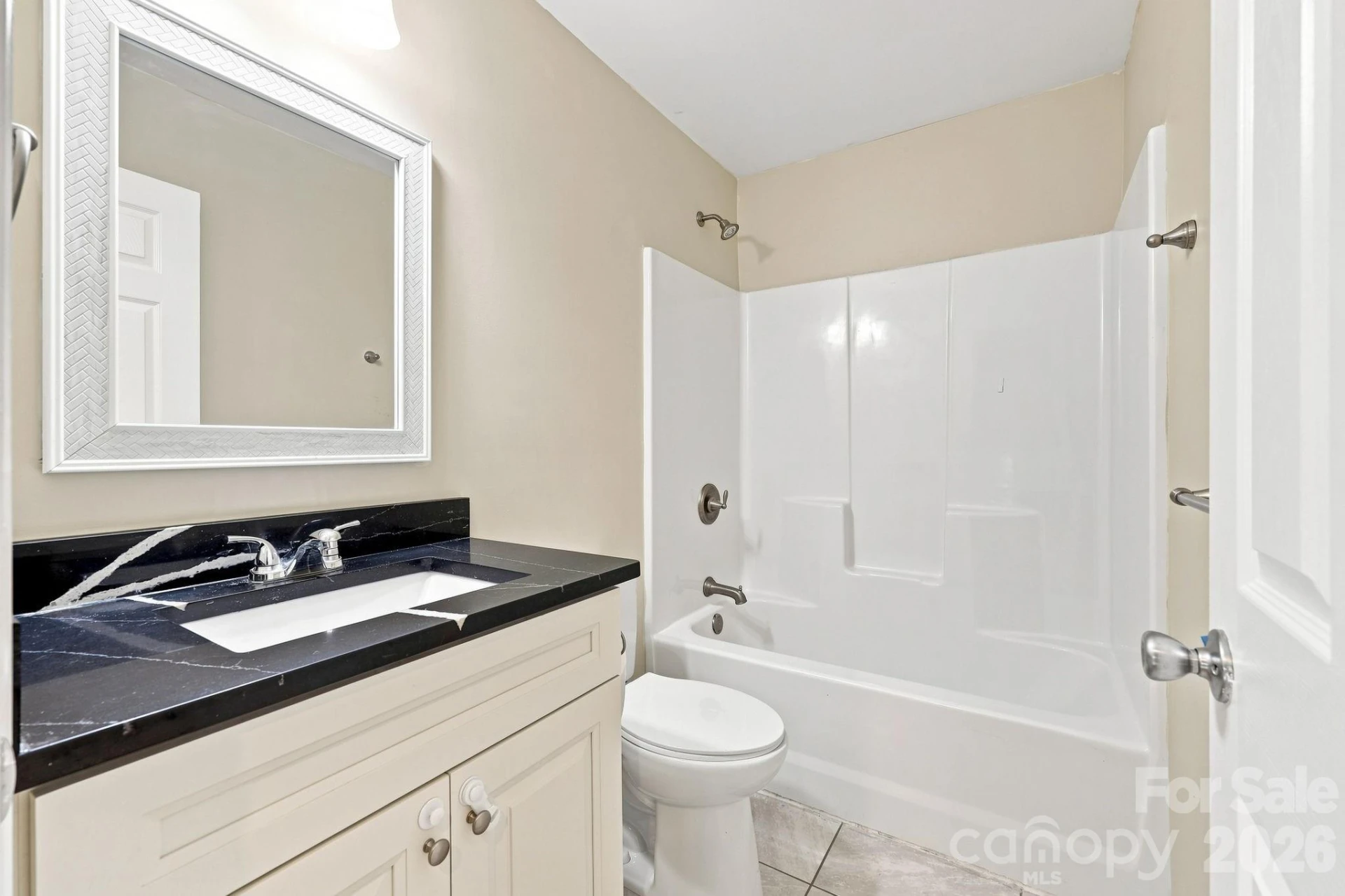 32 Jeff Drive - Photo 8