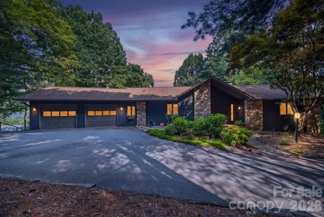 1105 High Vista Drive, Mills River, NC, 28759