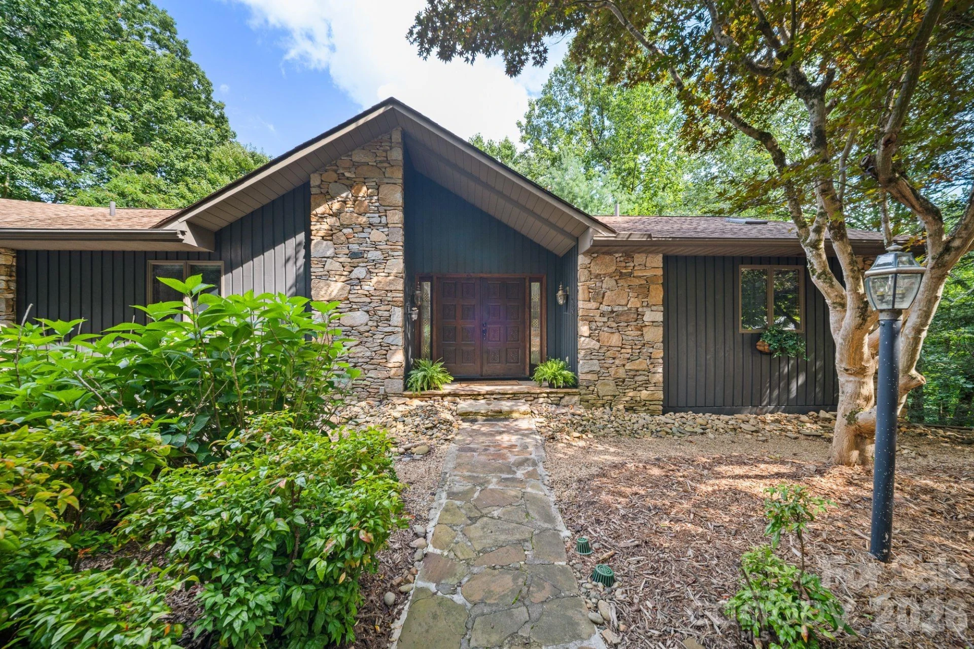 1105 High Vista Drive - Photo 2