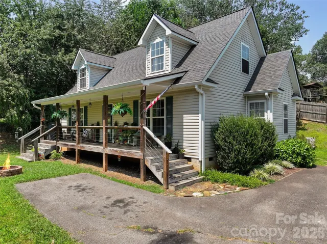 14 Folsom Drive, Candler, NC, 28715