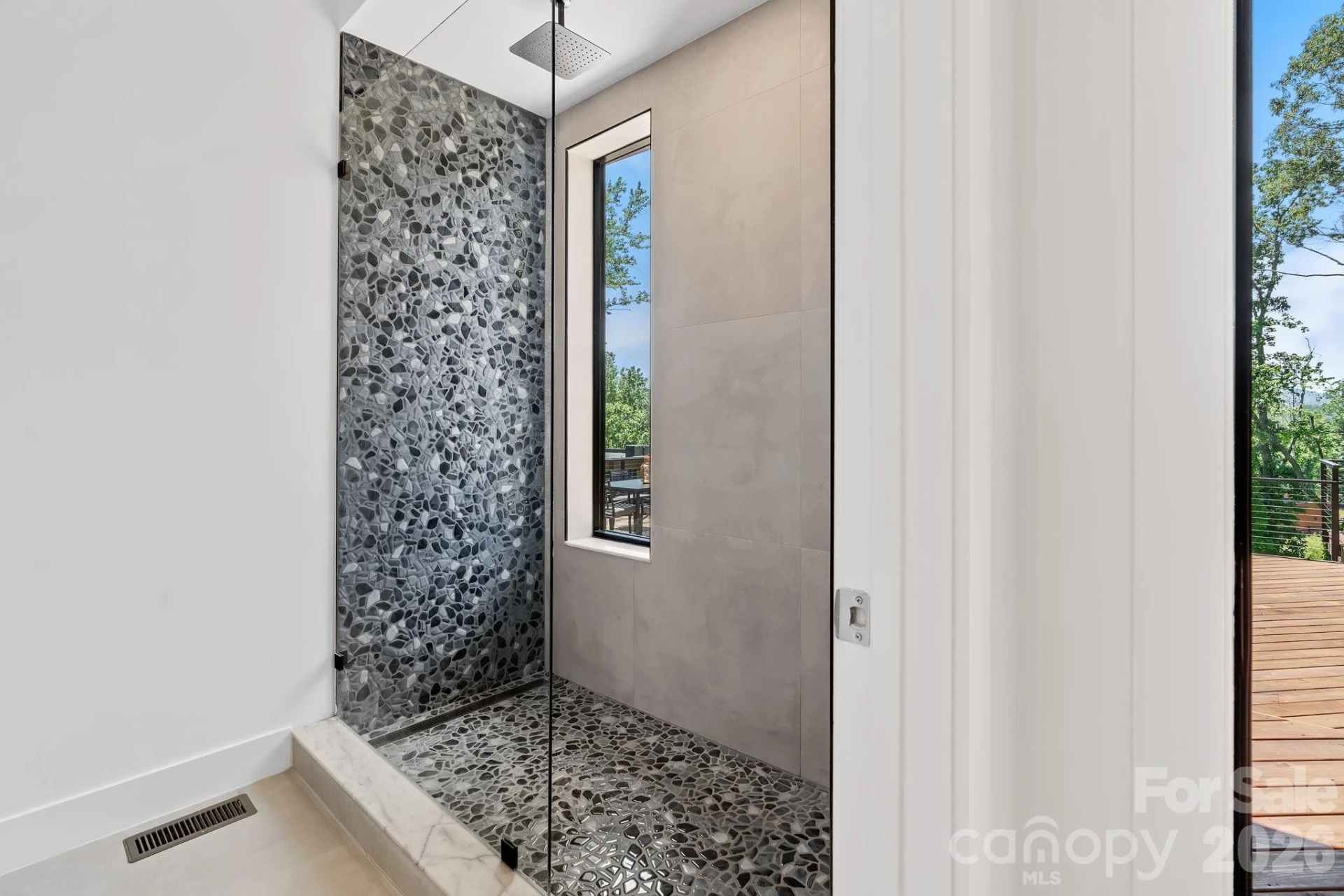 87 Verbania Road - Photo 15