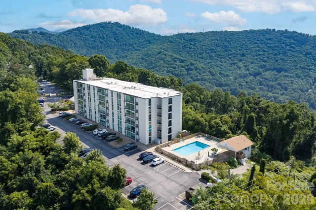 647 Town Mountain Road, Asheville, NC, 28804