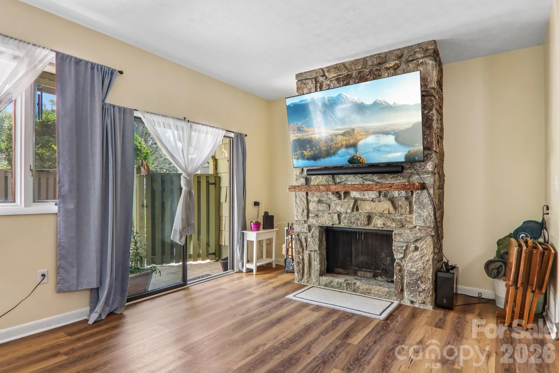 70 Ninevah Road - Photo 3