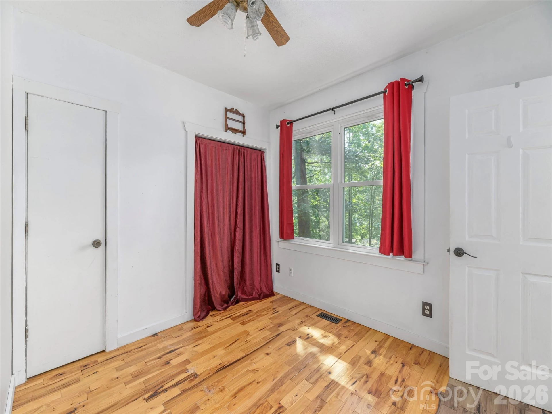 45 James Drive - Photo 5