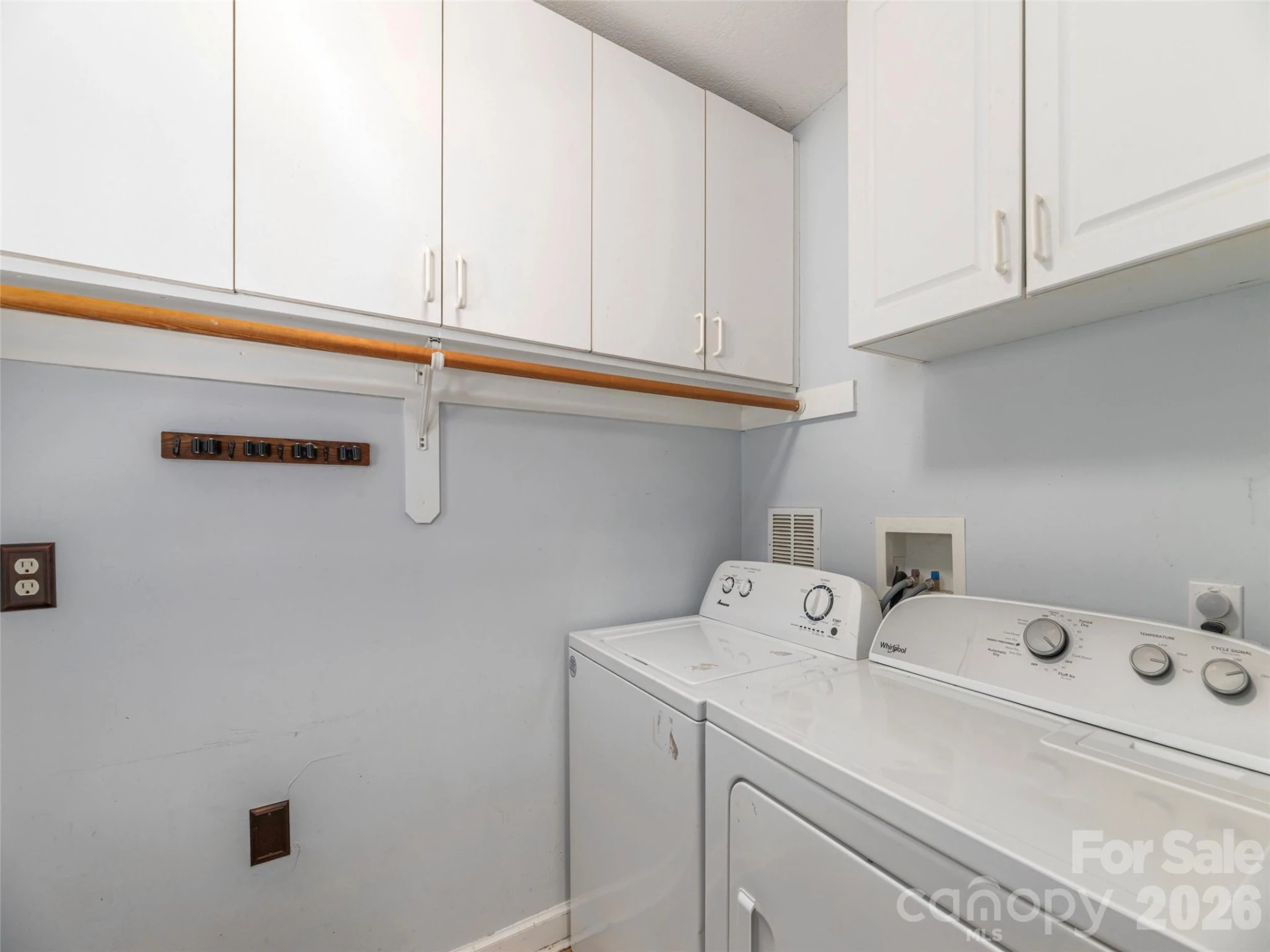 45 James Drive - Photo 12